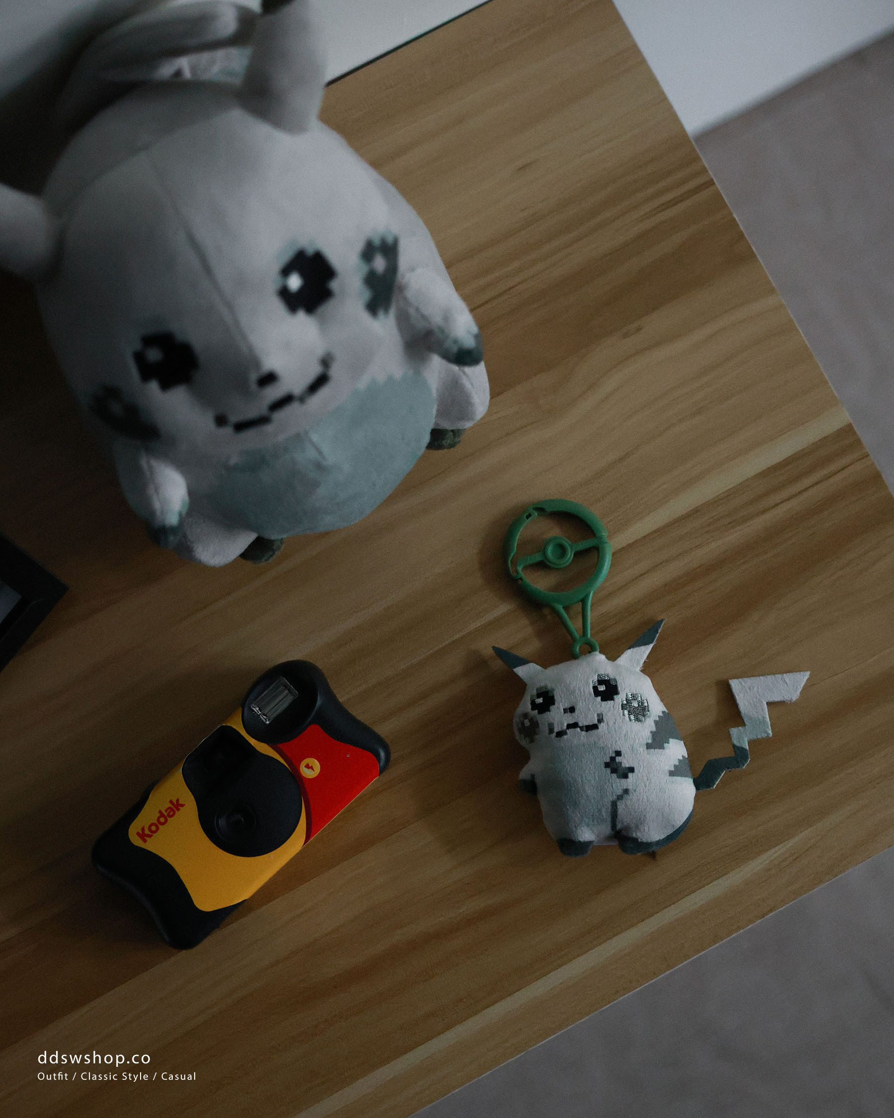 "現貨" Pokémon 像素皮卡丘 吊飾/玩偶