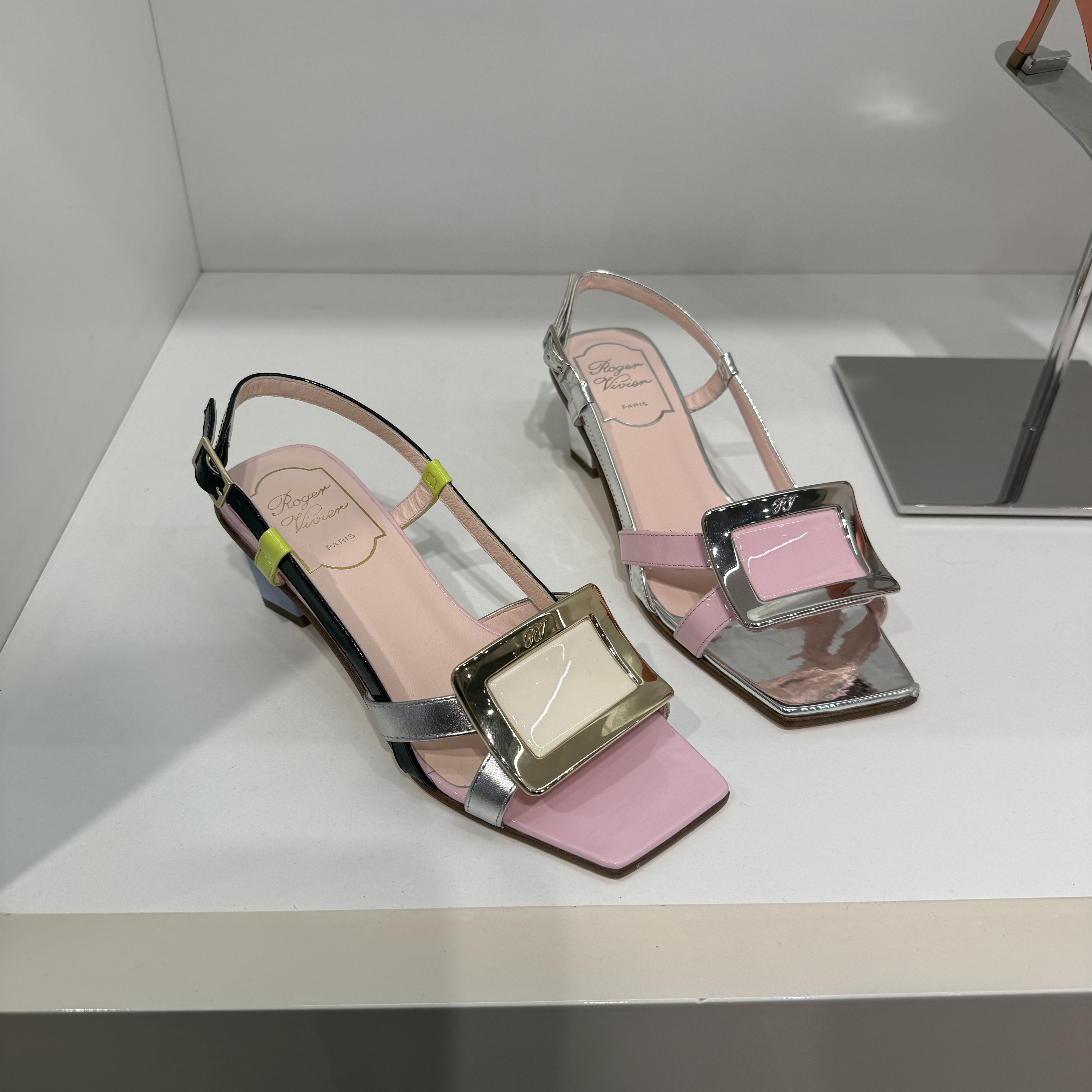 Roger Vivier RV Belle Vivier Mid heels Sandals Pink Silver white 45mm