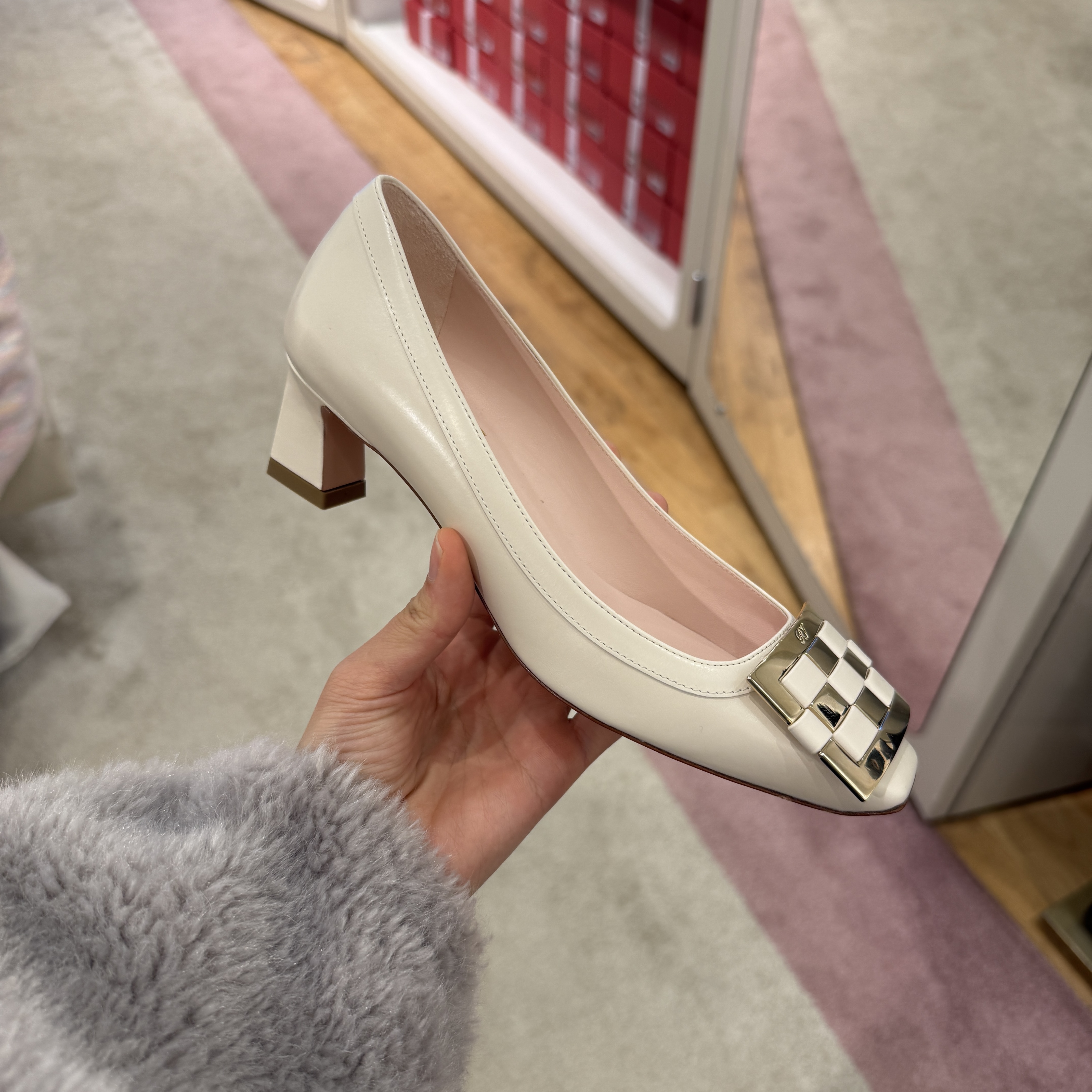 Roger Vivier RV classic trompette heels 45mm check white