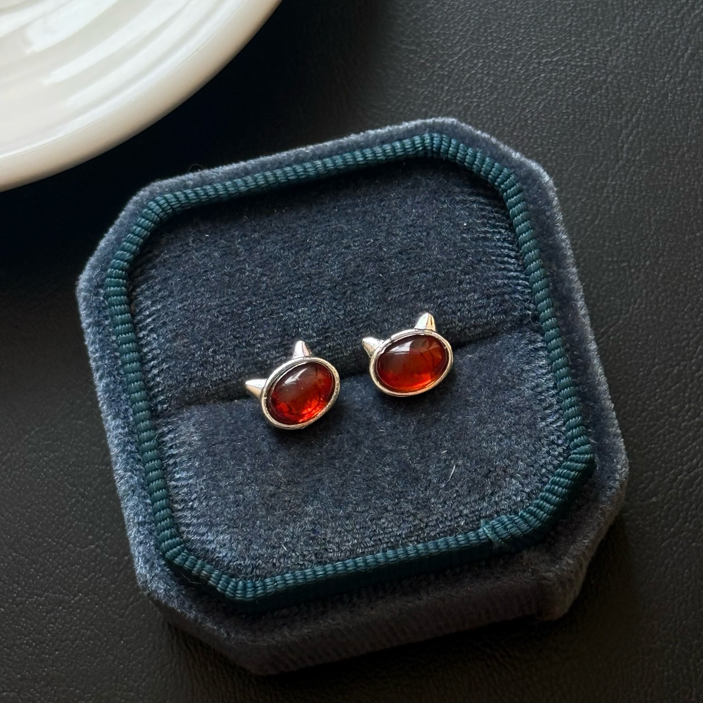 [原石] 石榴石 水晶耳環