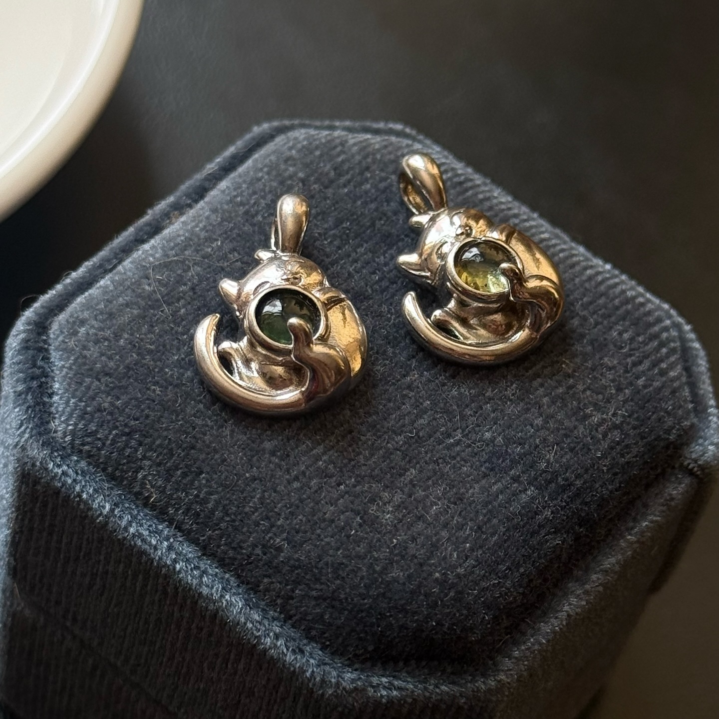 [原石] 西瓜碧璽 / 綠碧璽 925銀項鏈吊墜 貓咪造型