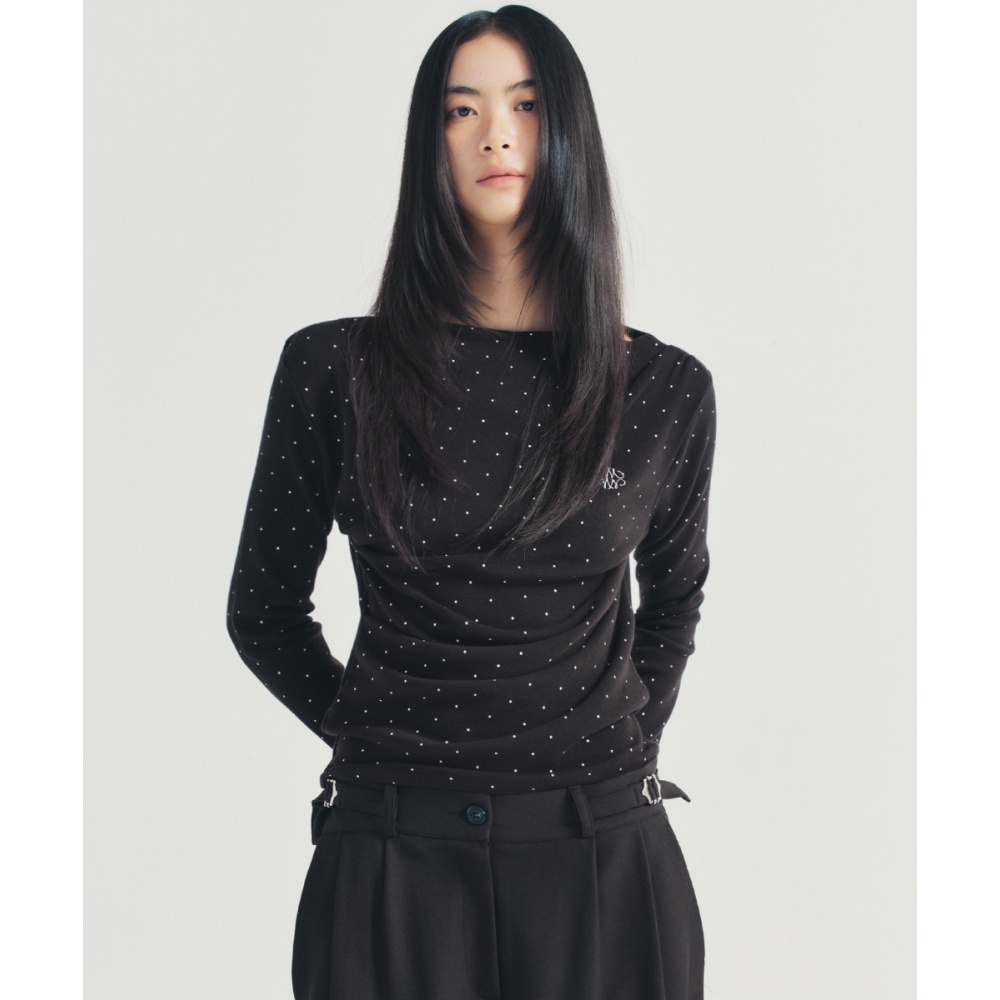 KOR-CCG0327-390 DOT SHIRRING DRAPE BOAT NECK TOP_BLACK (A90)