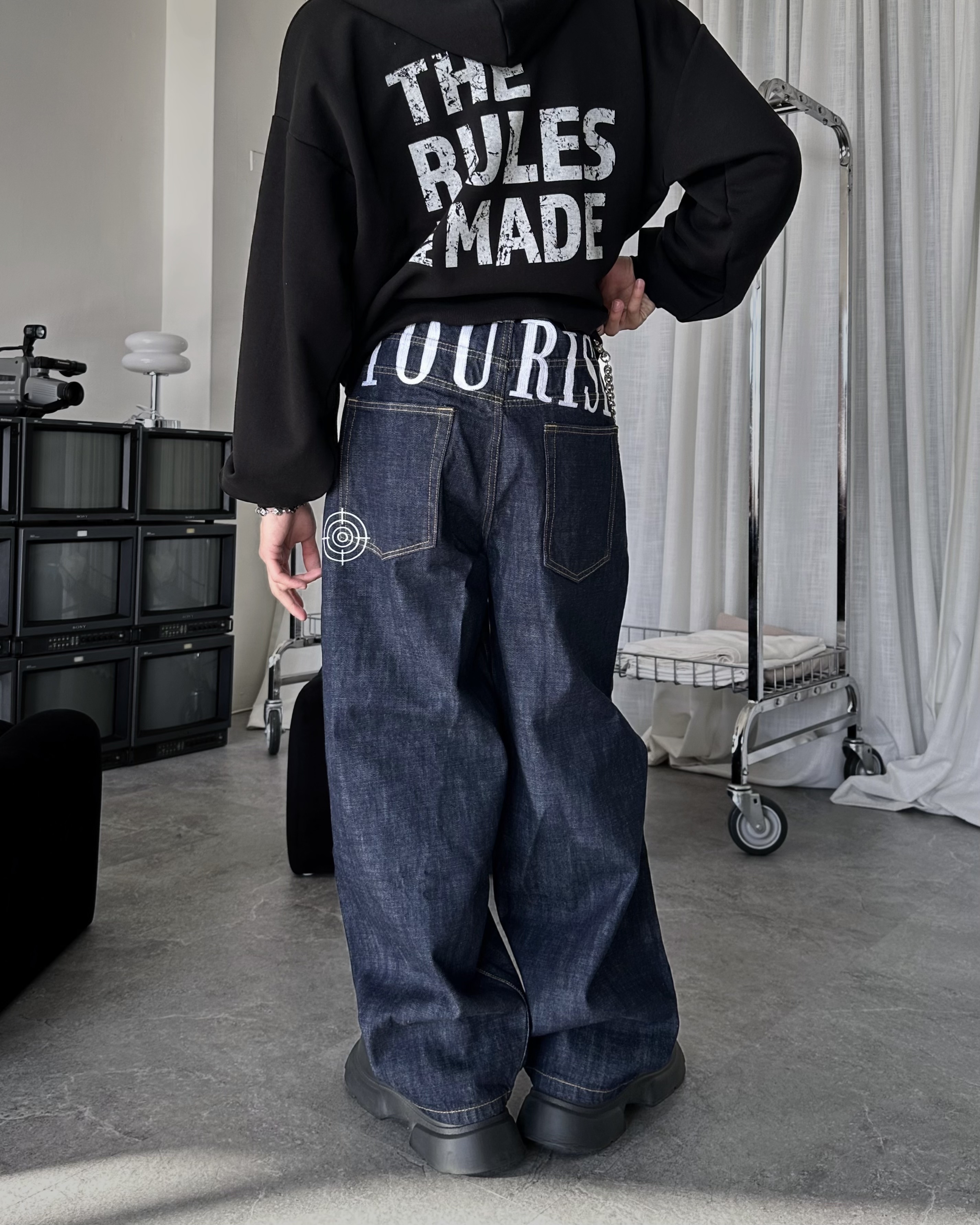 𝐇·𝐓·𝐒 韓國 TOURIST 美式丹寧 素面 排扣 廓形剪裁 牛仔 長褲