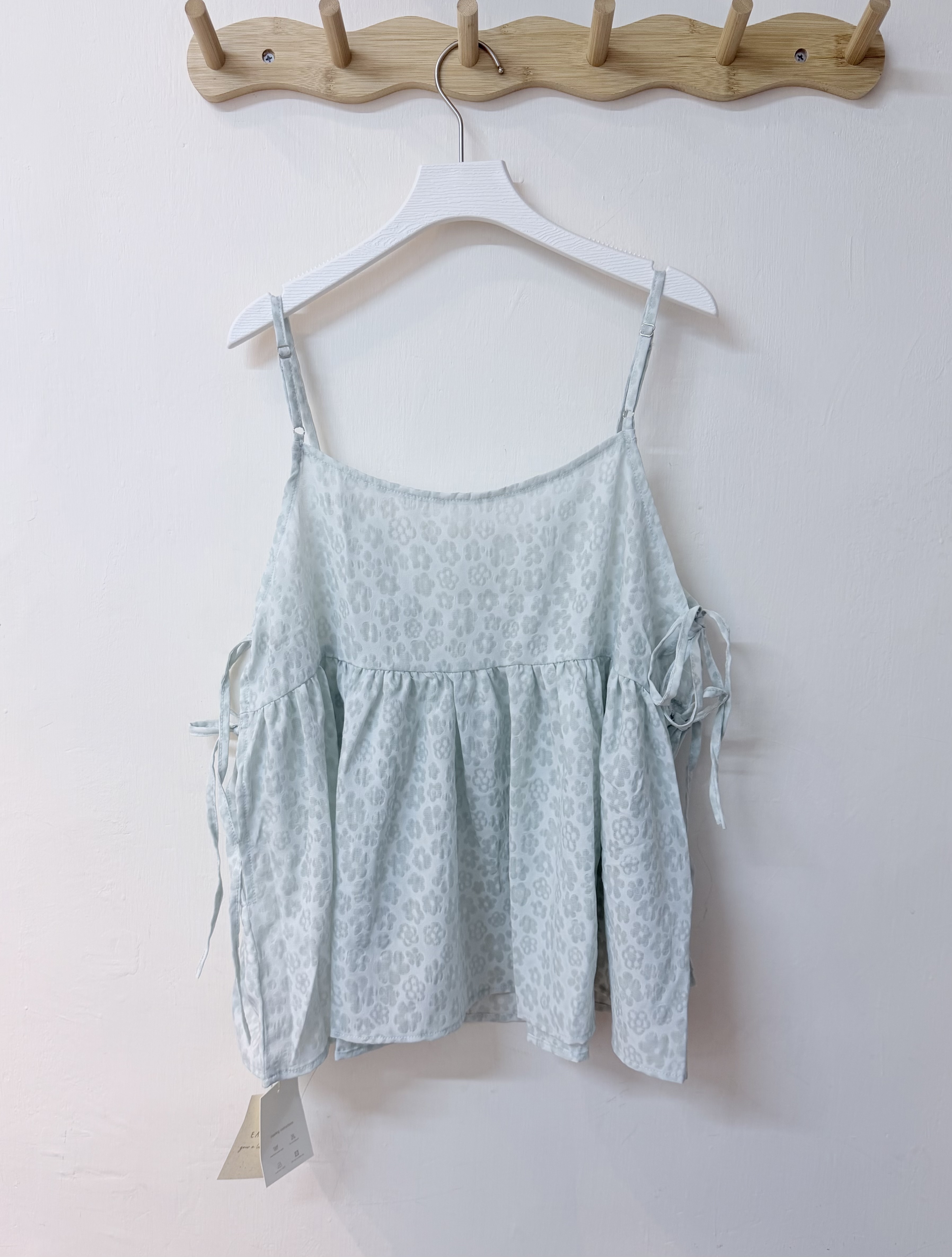 壓紋小花短身外搭