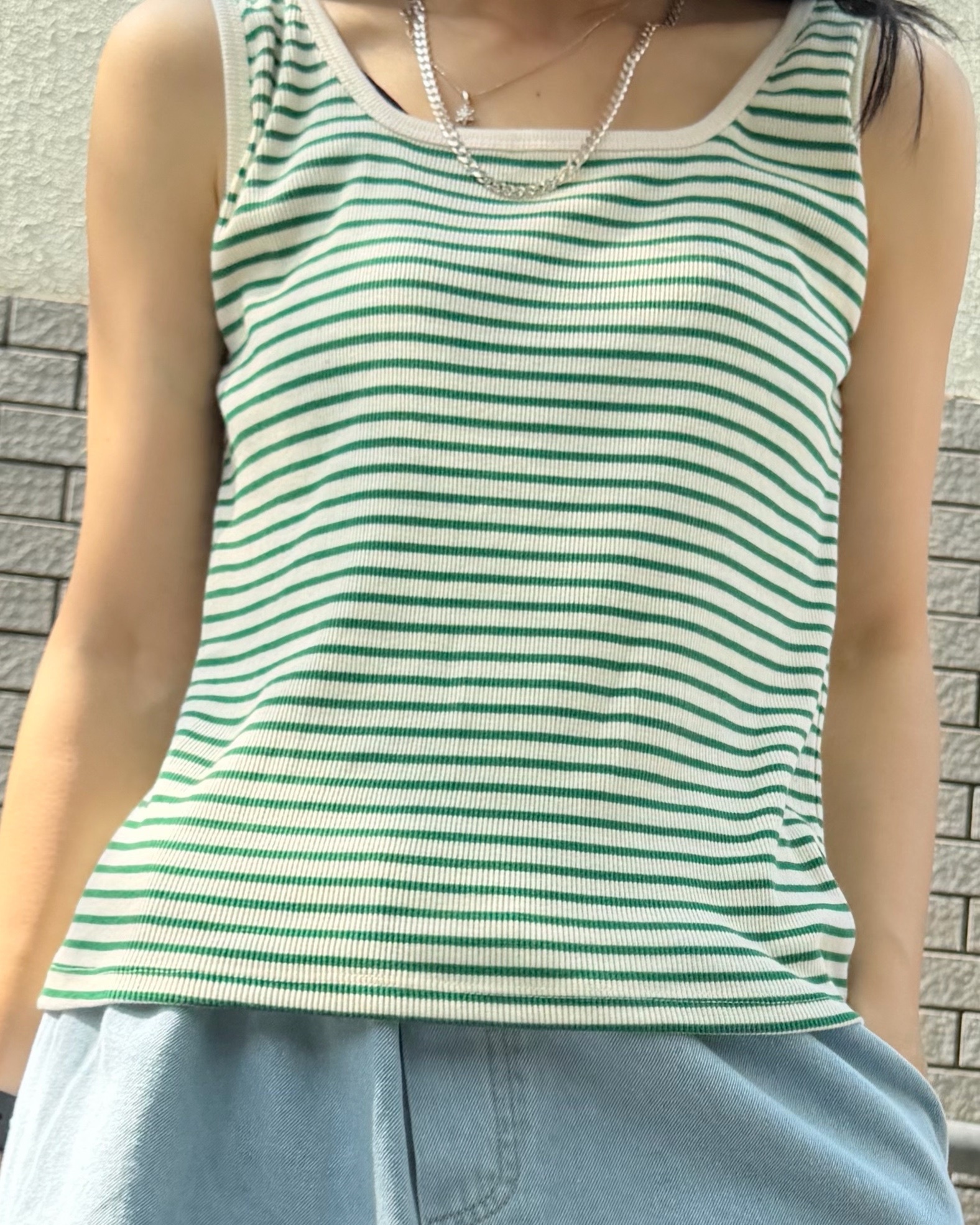 4月新品♥坑紋方領橫間背心