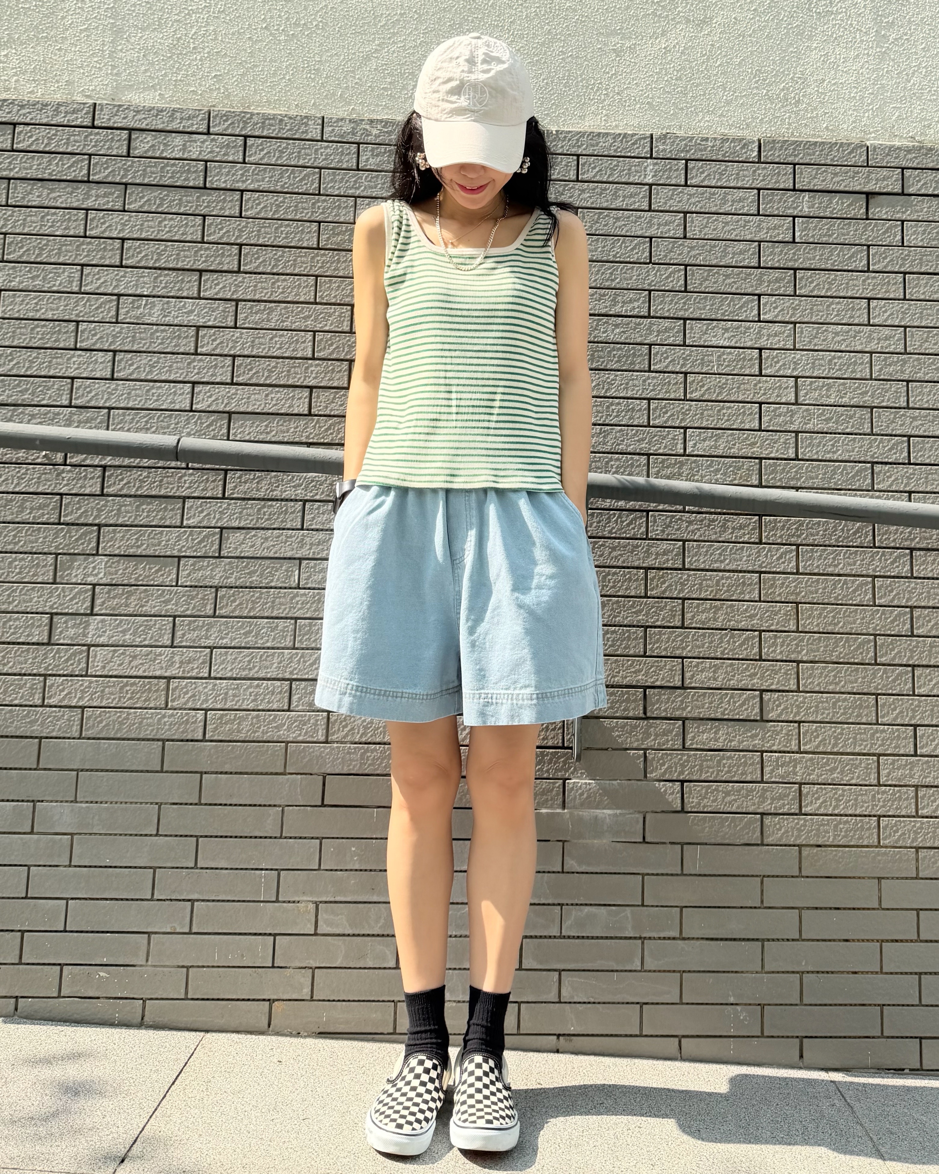 4月新品♥坑紋方領橫間背心