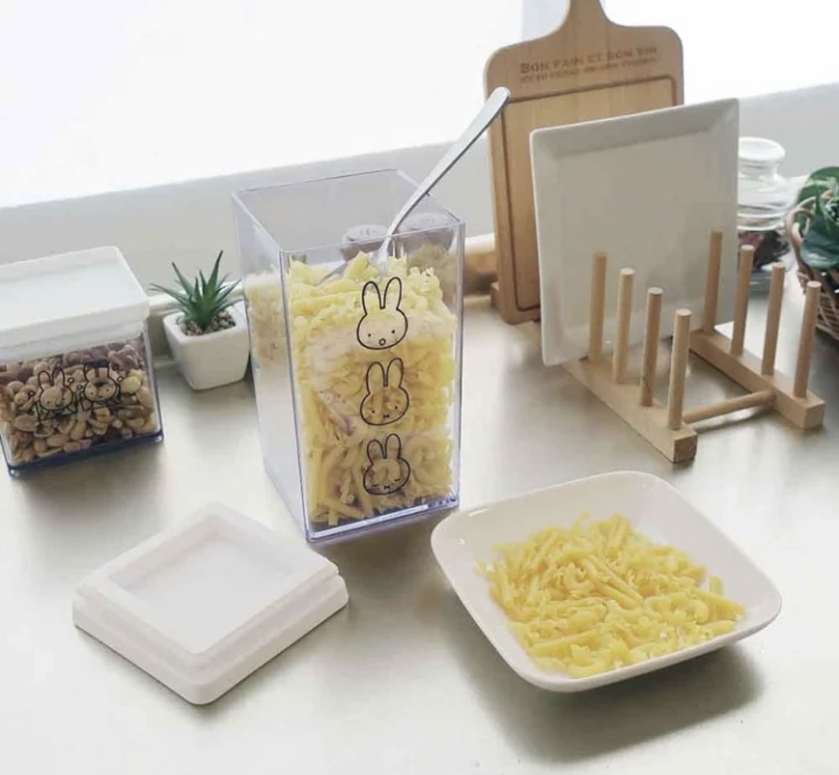 JP Miffy 透明密封保存容器 1600ml M 6678 TK260327