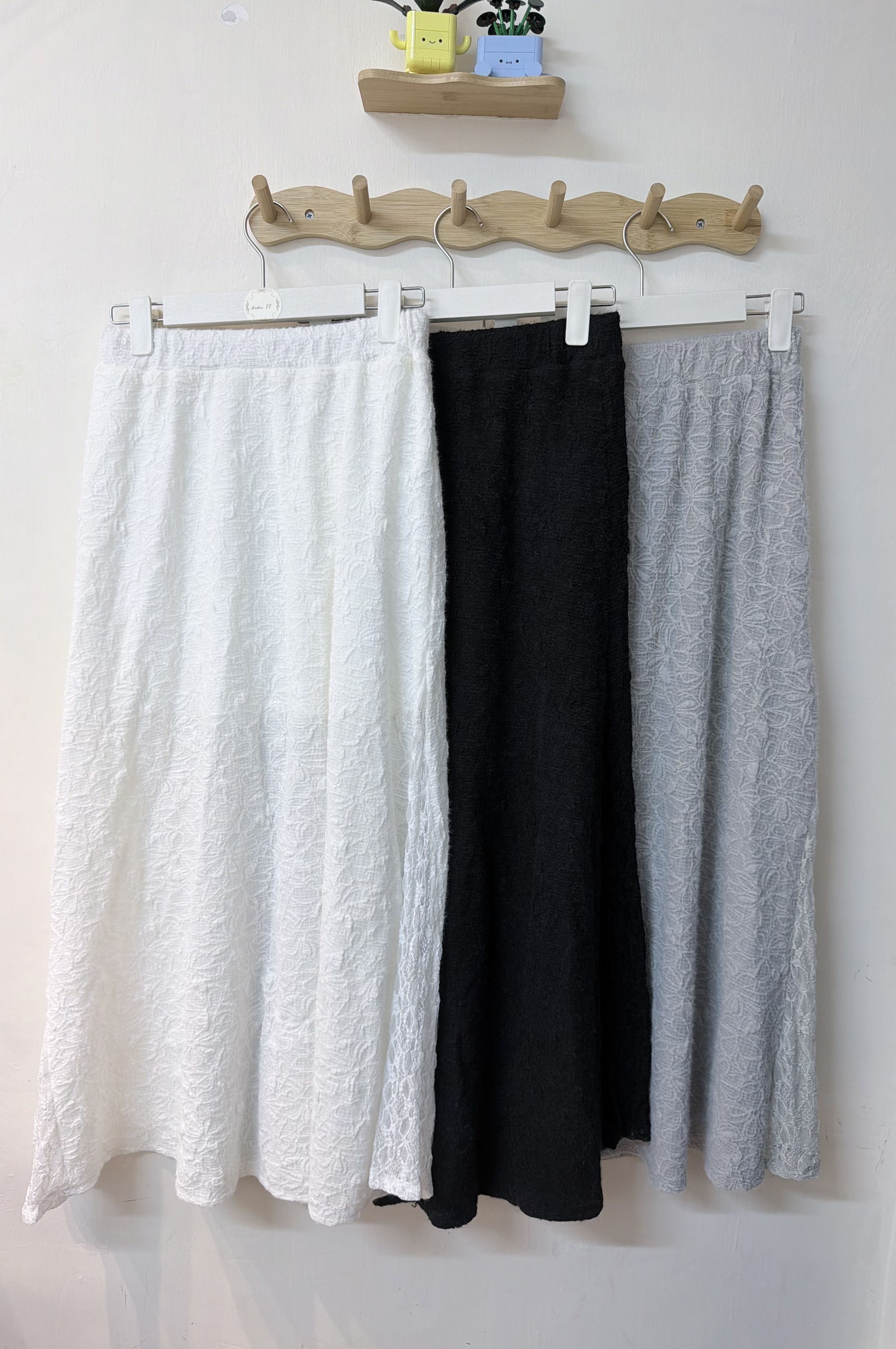 軟糯暗花Lace半身裙