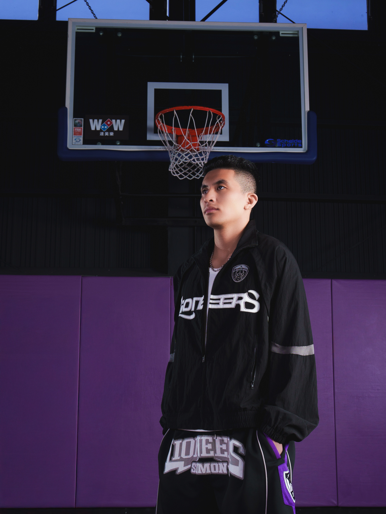 25-26 LN X SIMON 進攻風衣外套