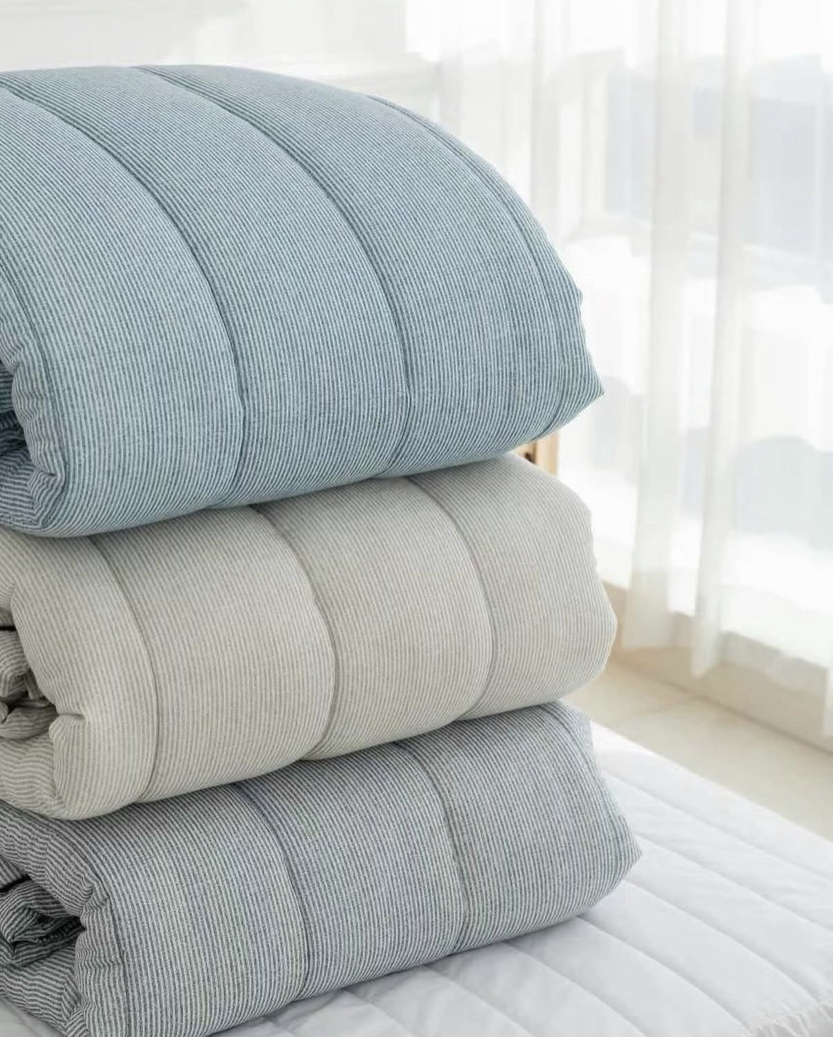 《韓國製天絲四季被》 無印簡約直紋風