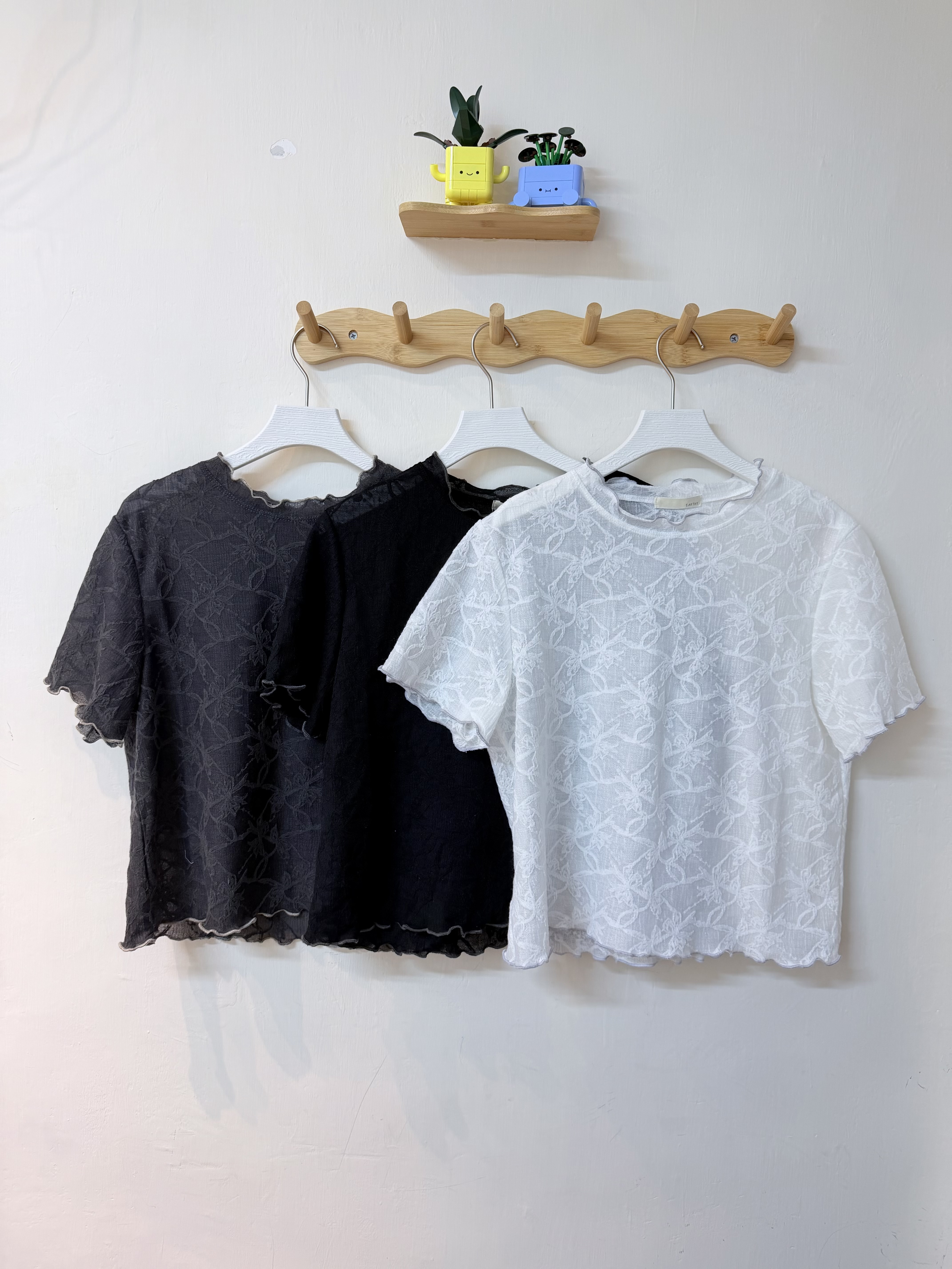 蝴蝶結暗紋透膚Top