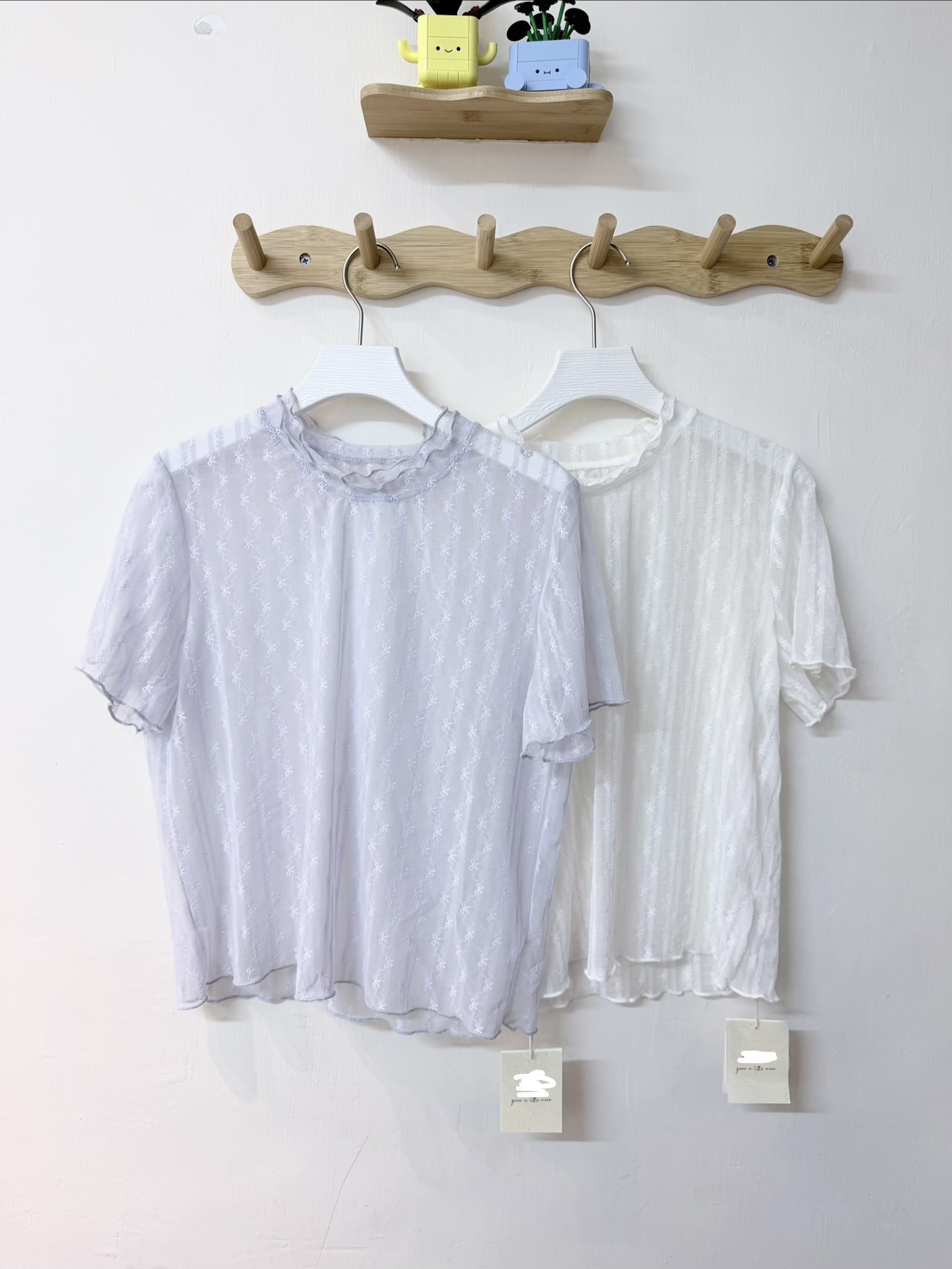 小蝴蝶結透膚Top