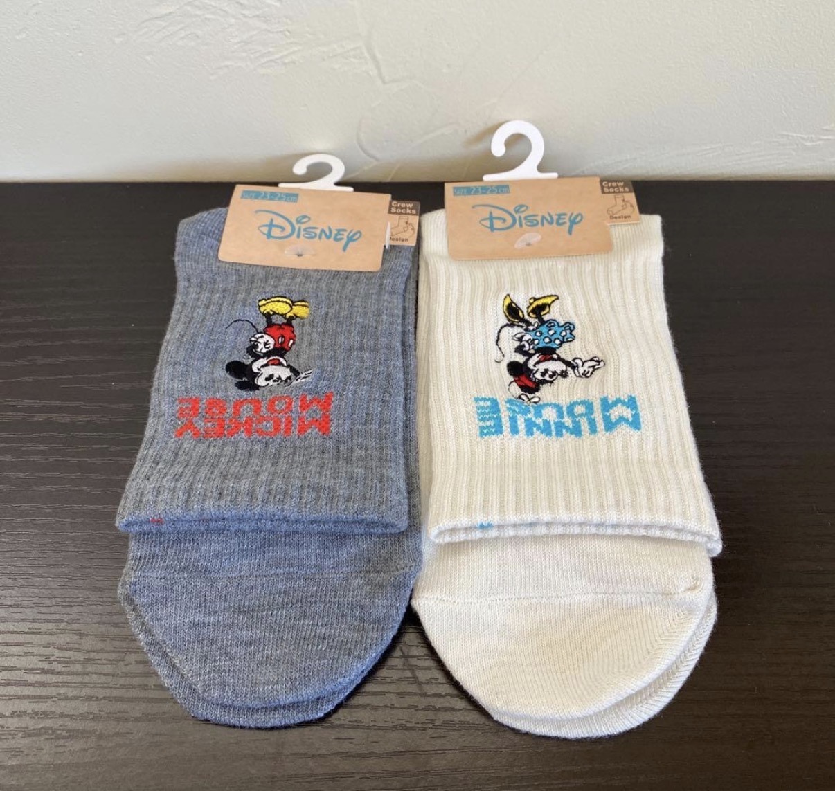 JP 米奇米妮字母刺繡中筒襪 23-25 2747 2754 TK260327