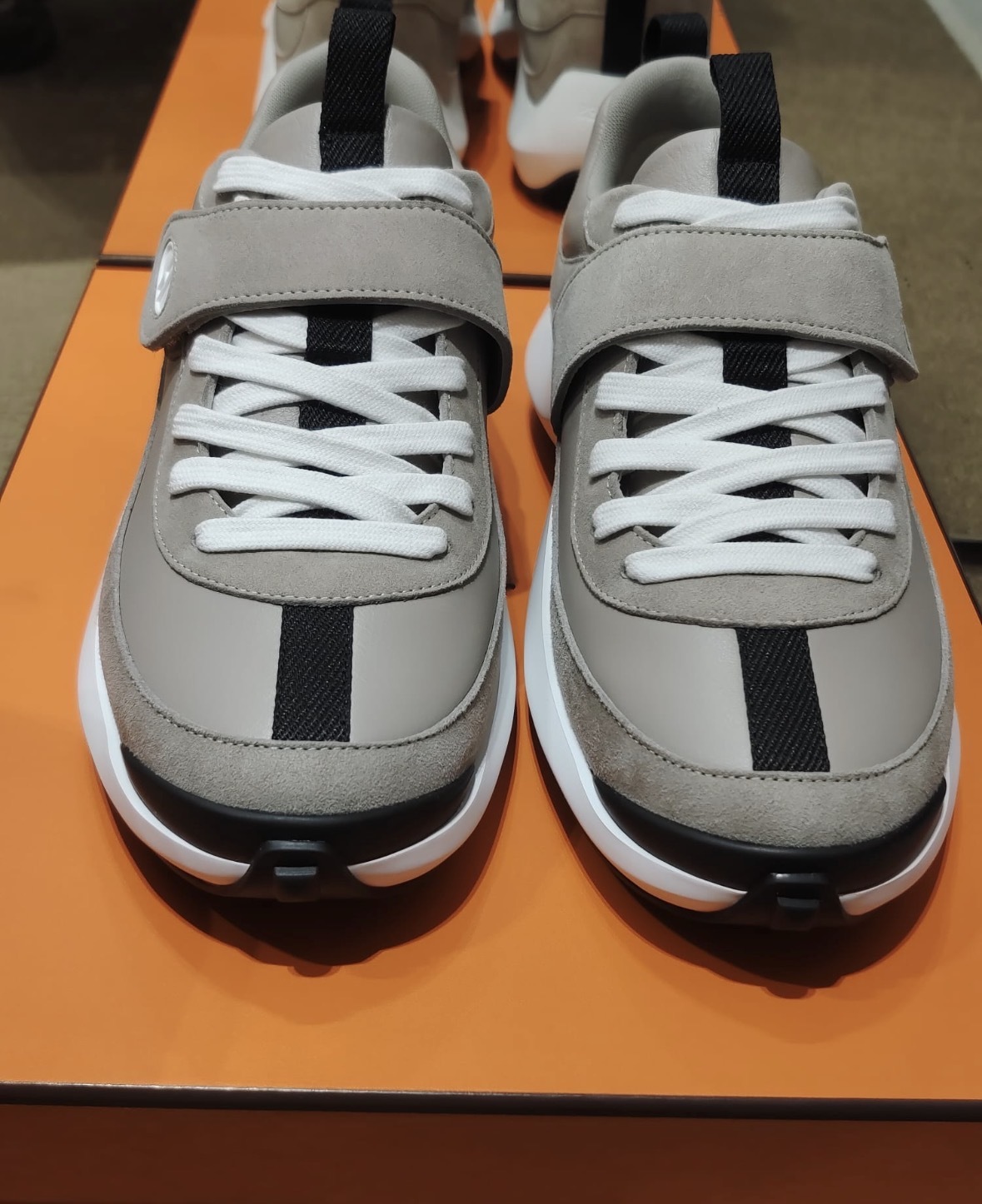 Loop sneakers beige galet