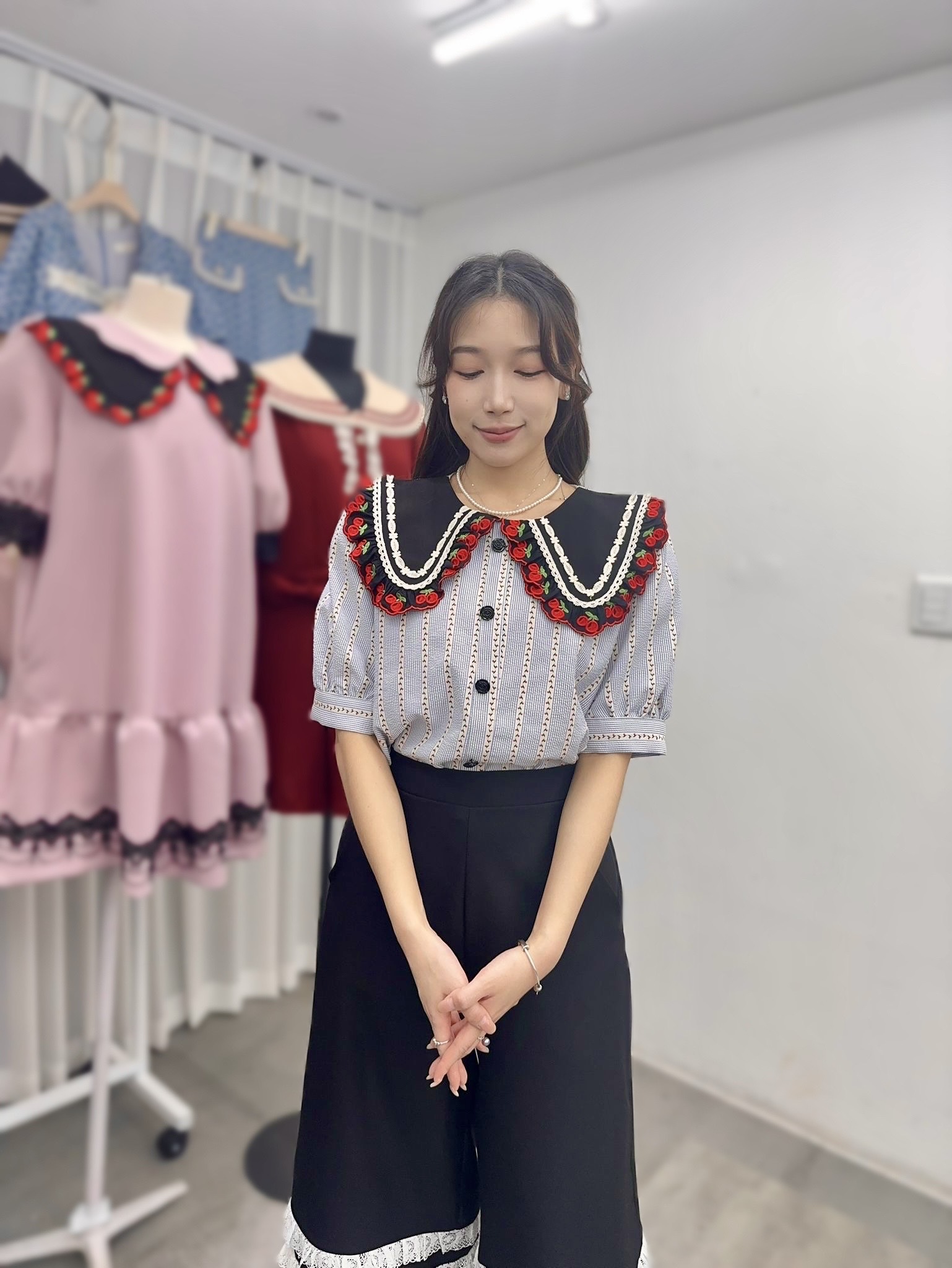 P69 胸42 長26 $509 (一口價)