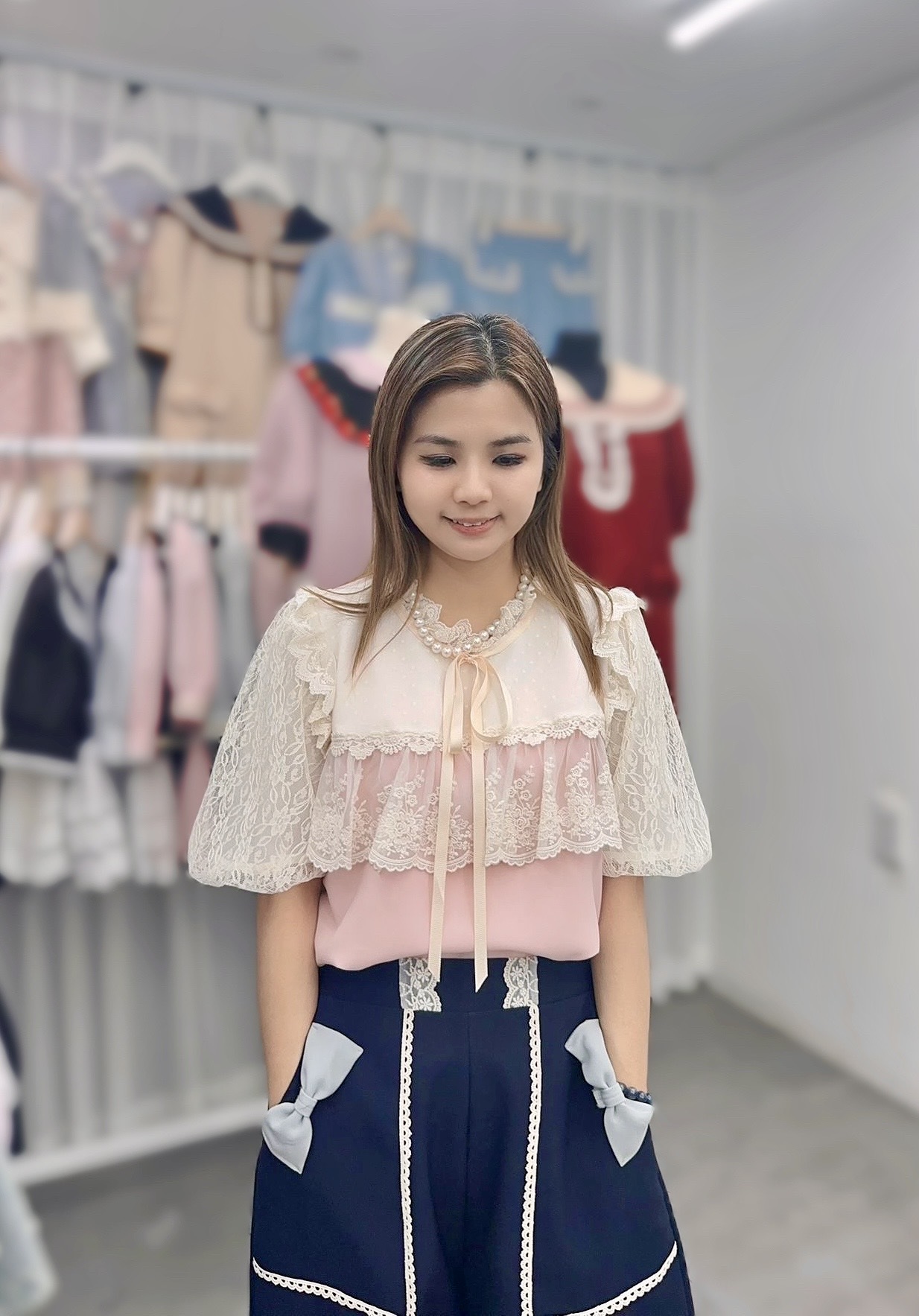 P70 胸42 長26 $509 (一口價)