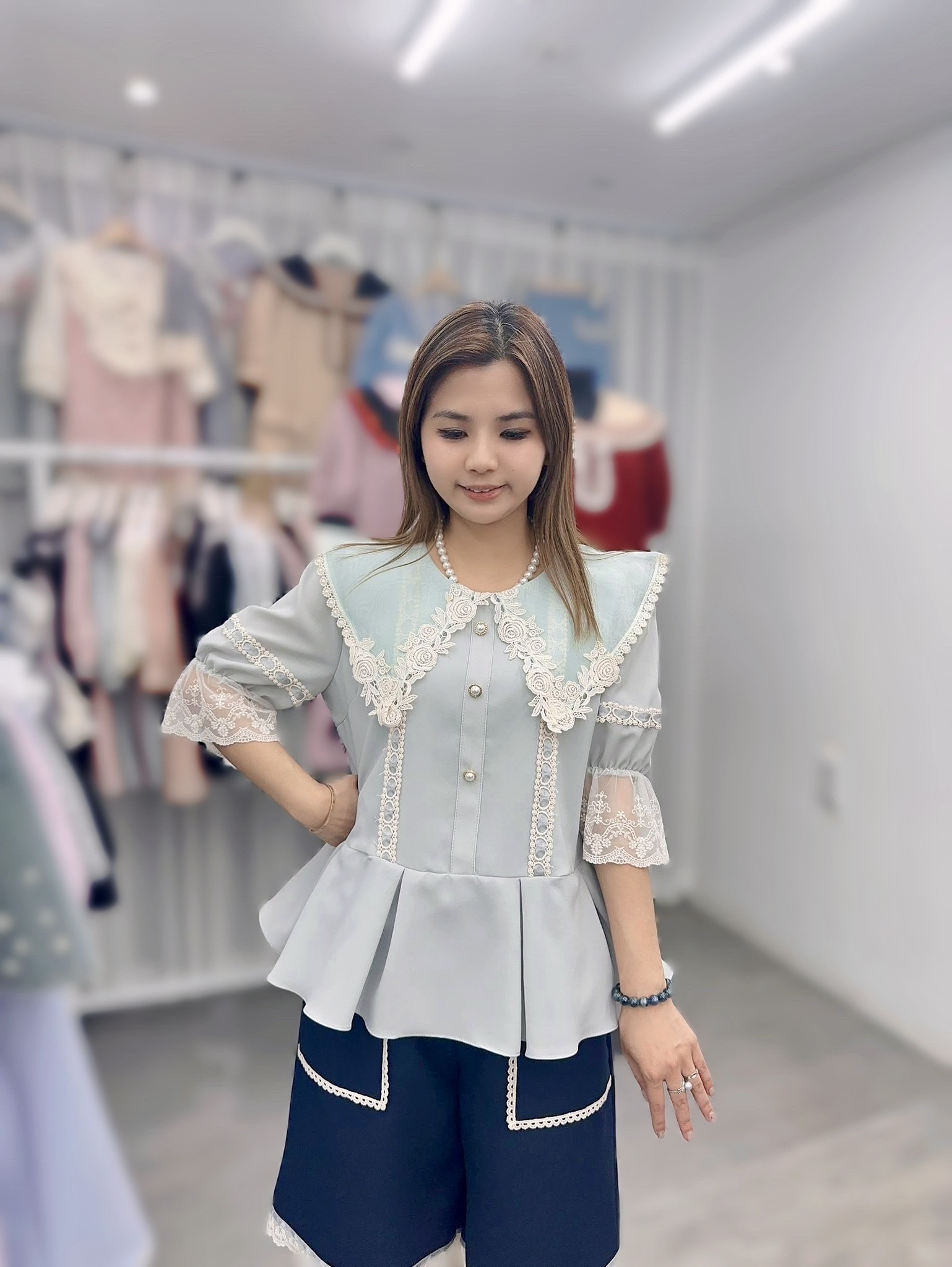 P47 胸42 長22 $519 (一口價)