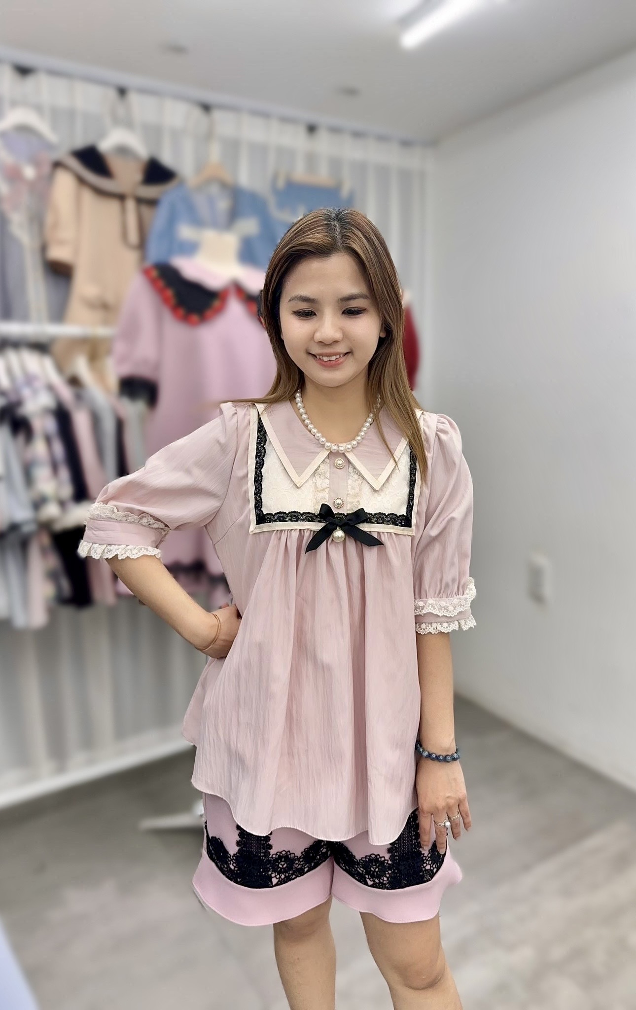 P60 胸42 長26 $509 (一口價)