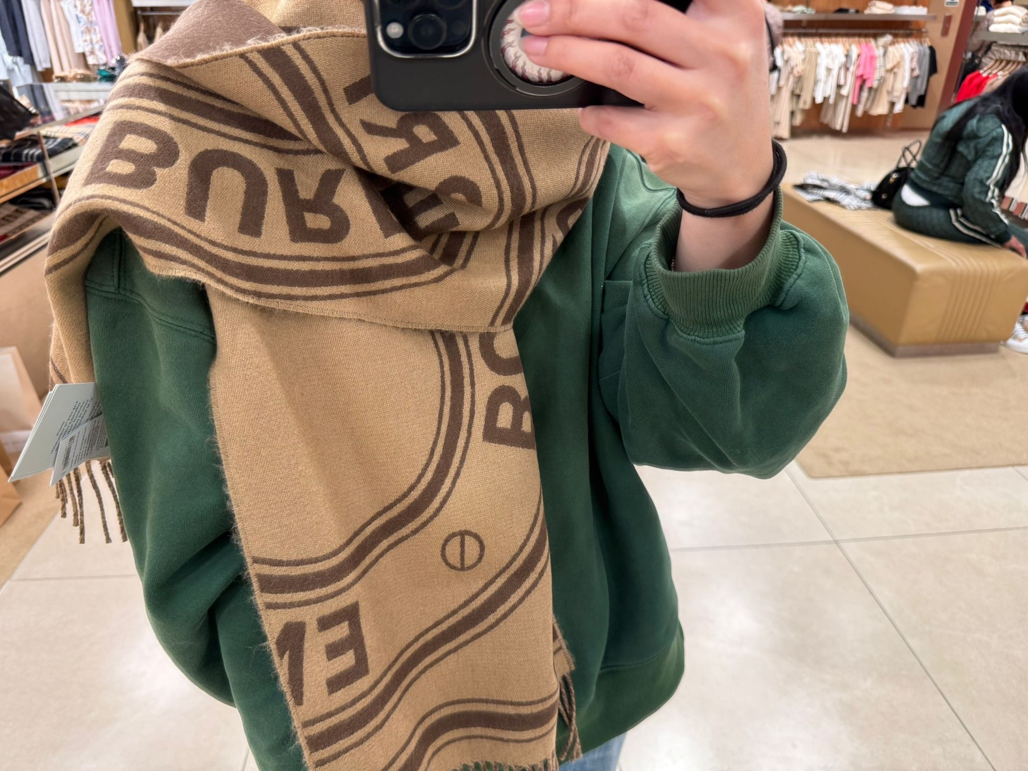 LYS01466 Burberry 雙面雙色印章頸巾