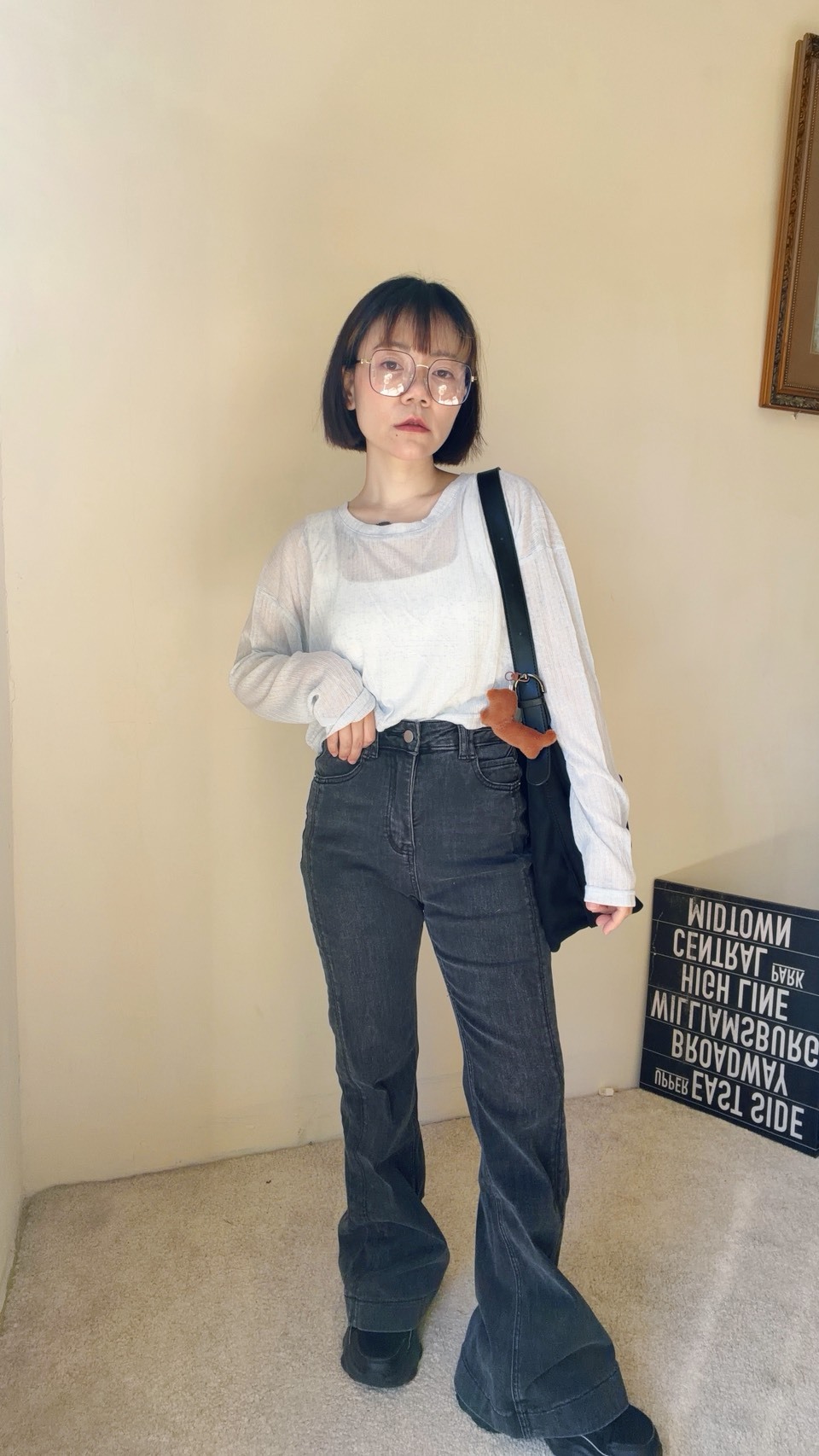 後開岔綁帶透膚上衣