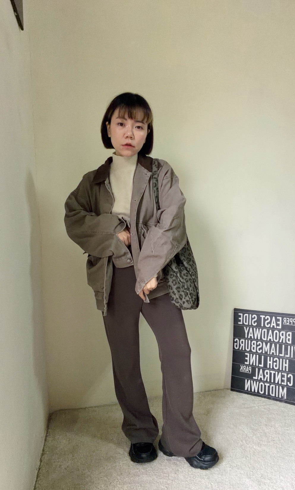 下鬆緊車線牛仔外套(現貨)