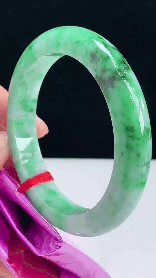 324236 63.2mm飄綠翡翠手鐲 (62以上)