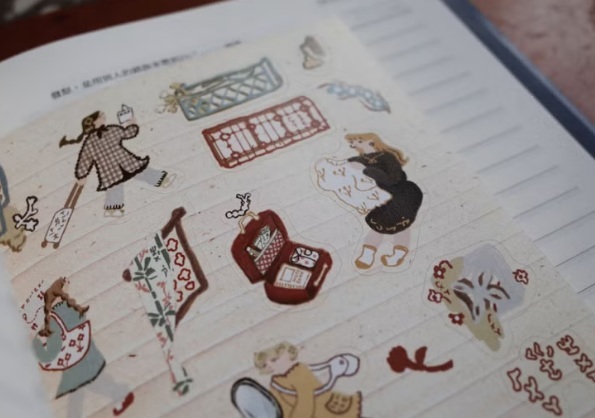 何包蛋．窗花小旅行 割型貼紙