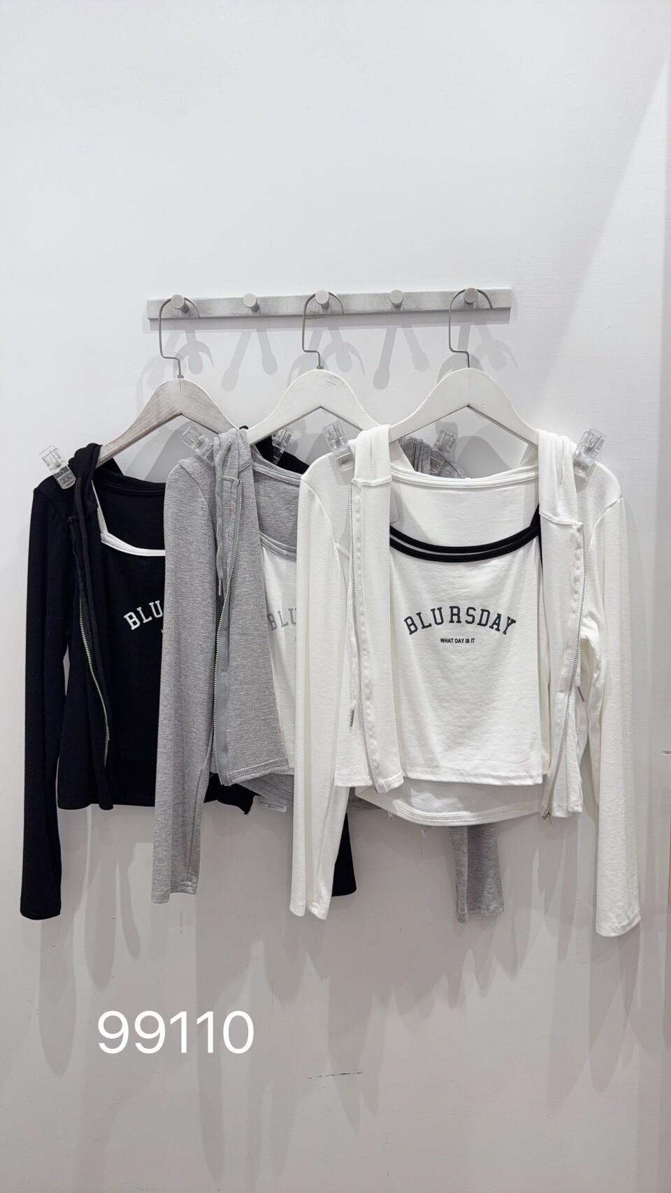 CP值超高連帽拉鍊薄長袖外套+背心