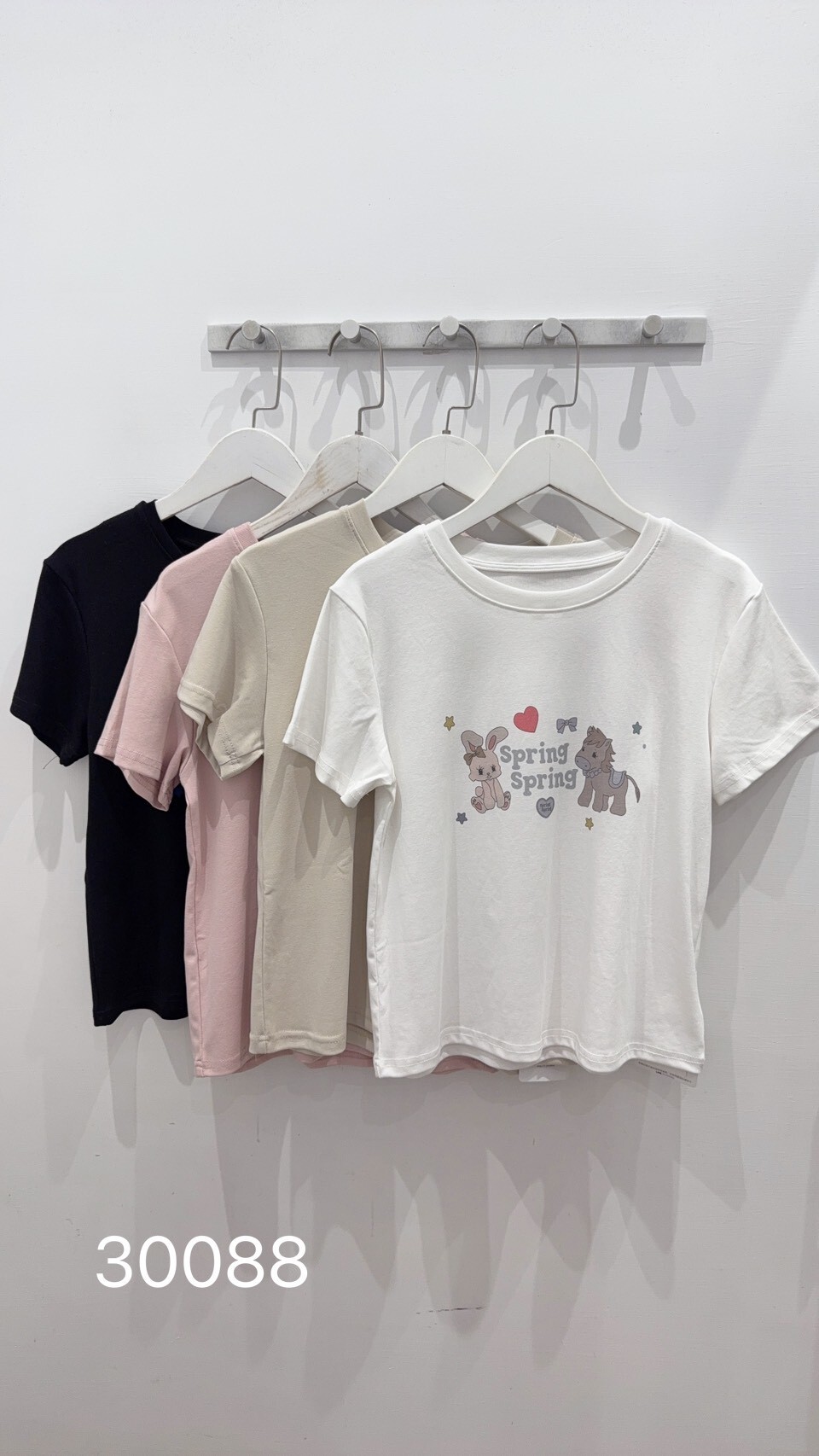 有腰身的木馬&兔兔上衣