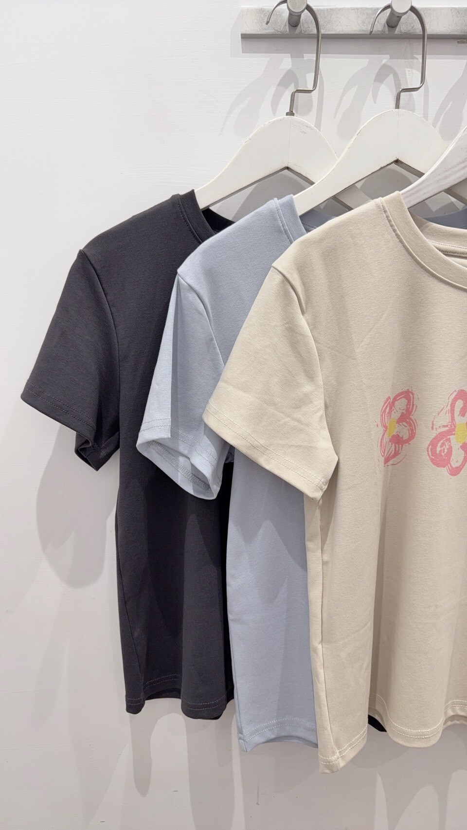 三朵小花棉短袖上衣