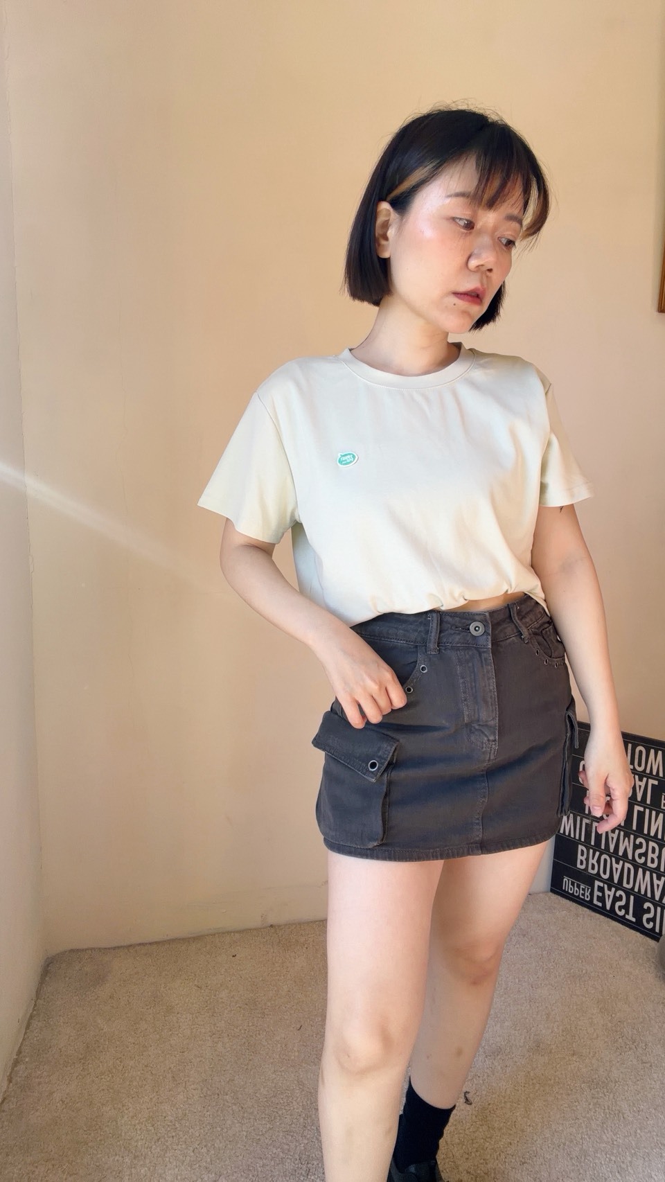 涼感刺繡短版上衣