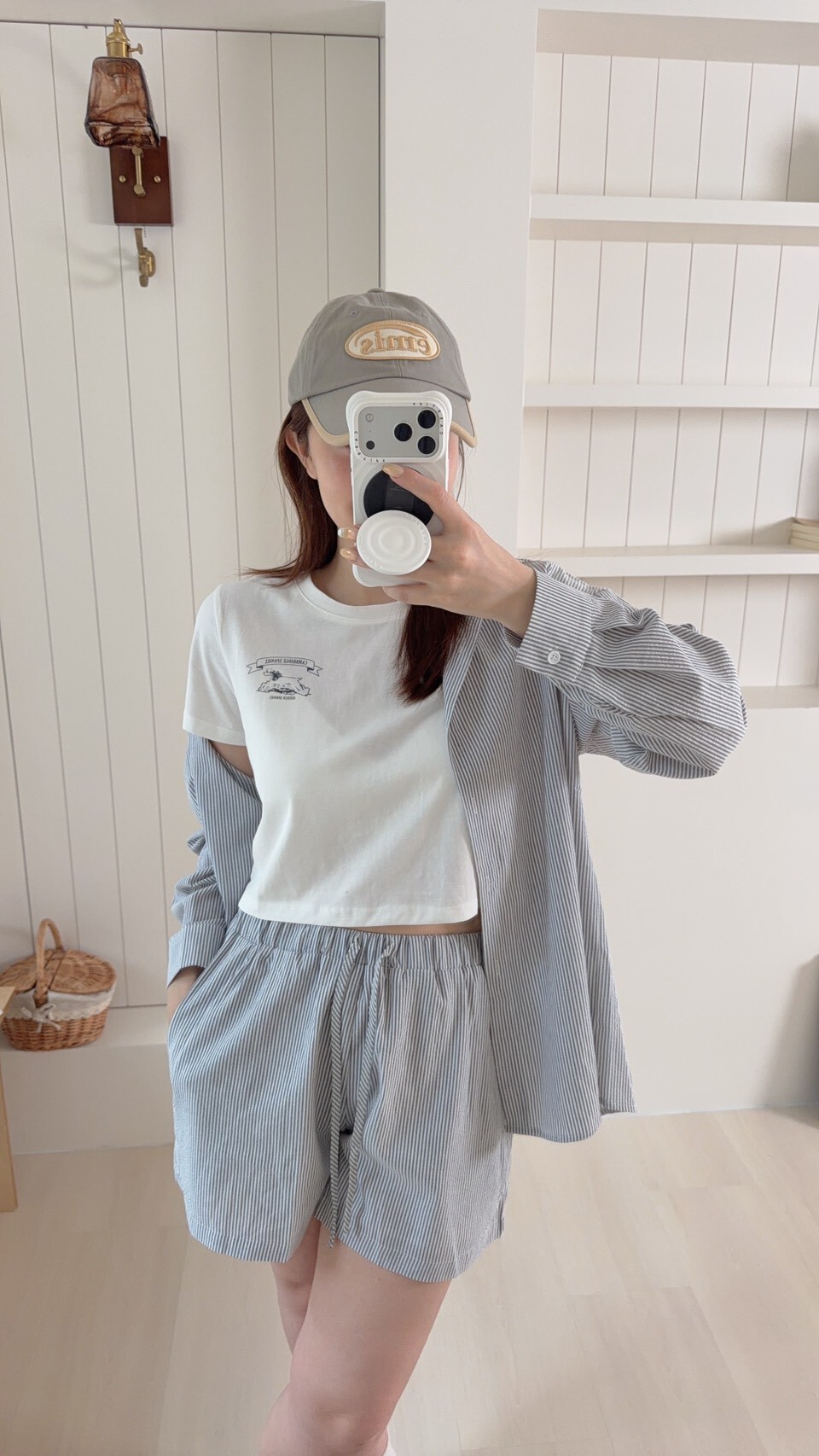 狗狗卡通短版TEE 2colors