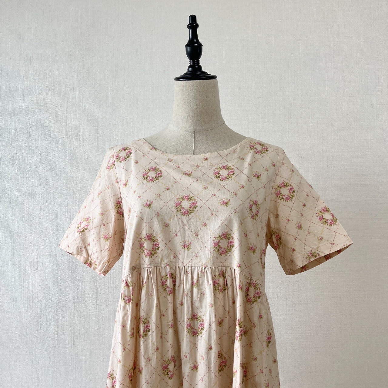 日本製粉紅色綿質碎花連身裙