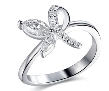 (6939) R7012 Wings of Grace Ring （莫桑）