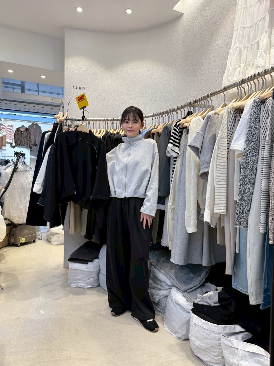 1L6039 抓皺立領外套