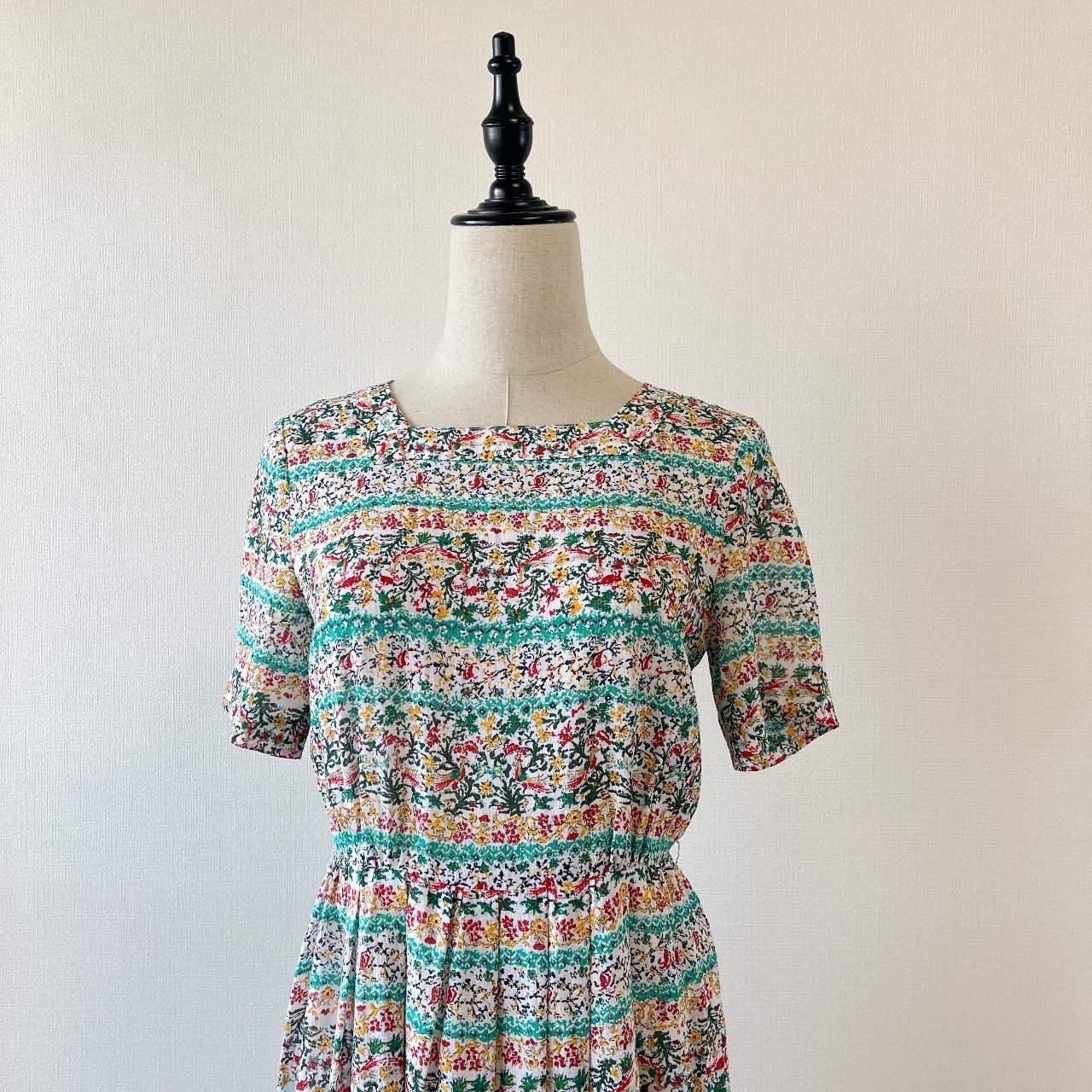 清新綠色小碎花古著連身裙