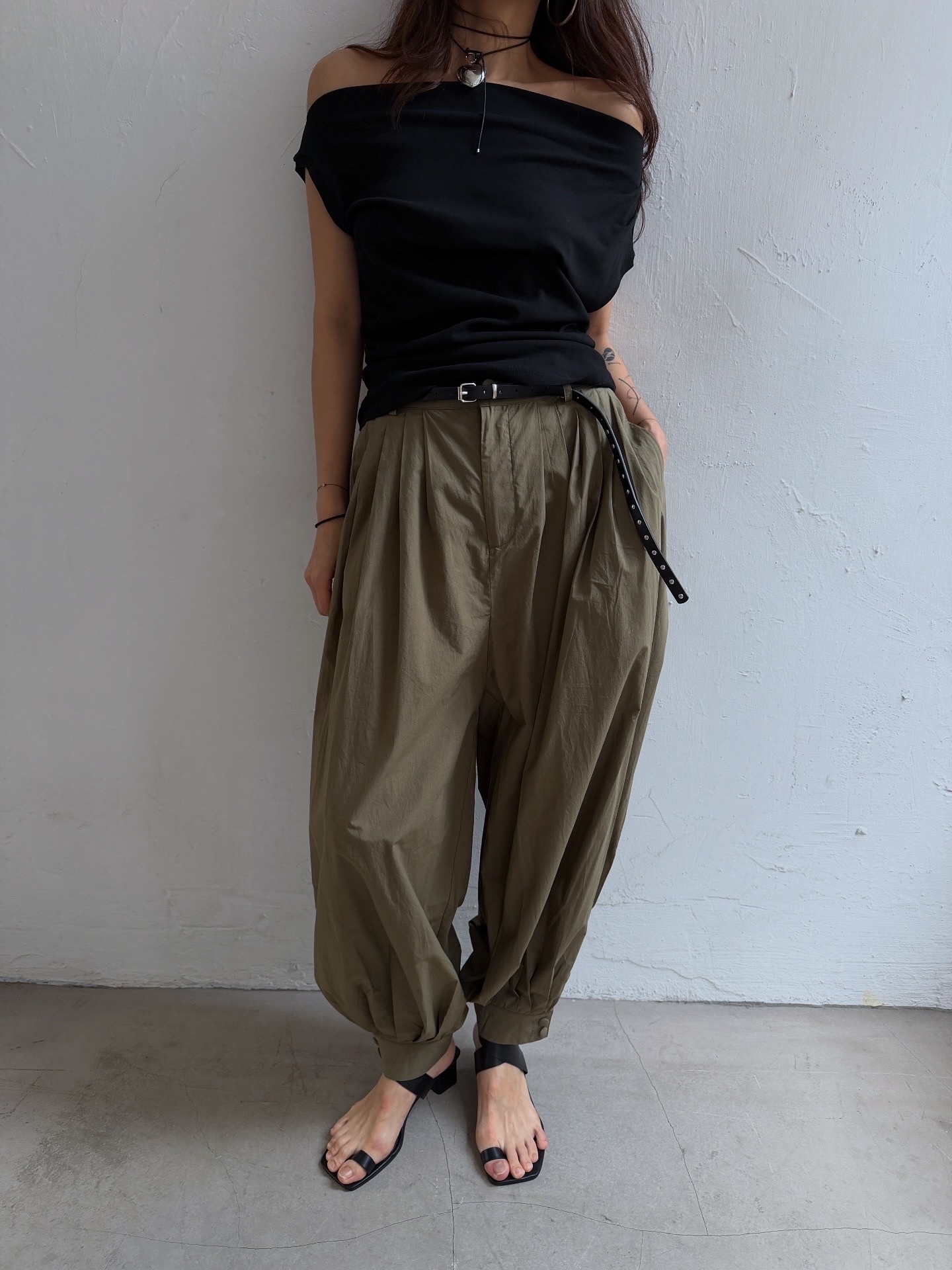 Pleated Latin trousers