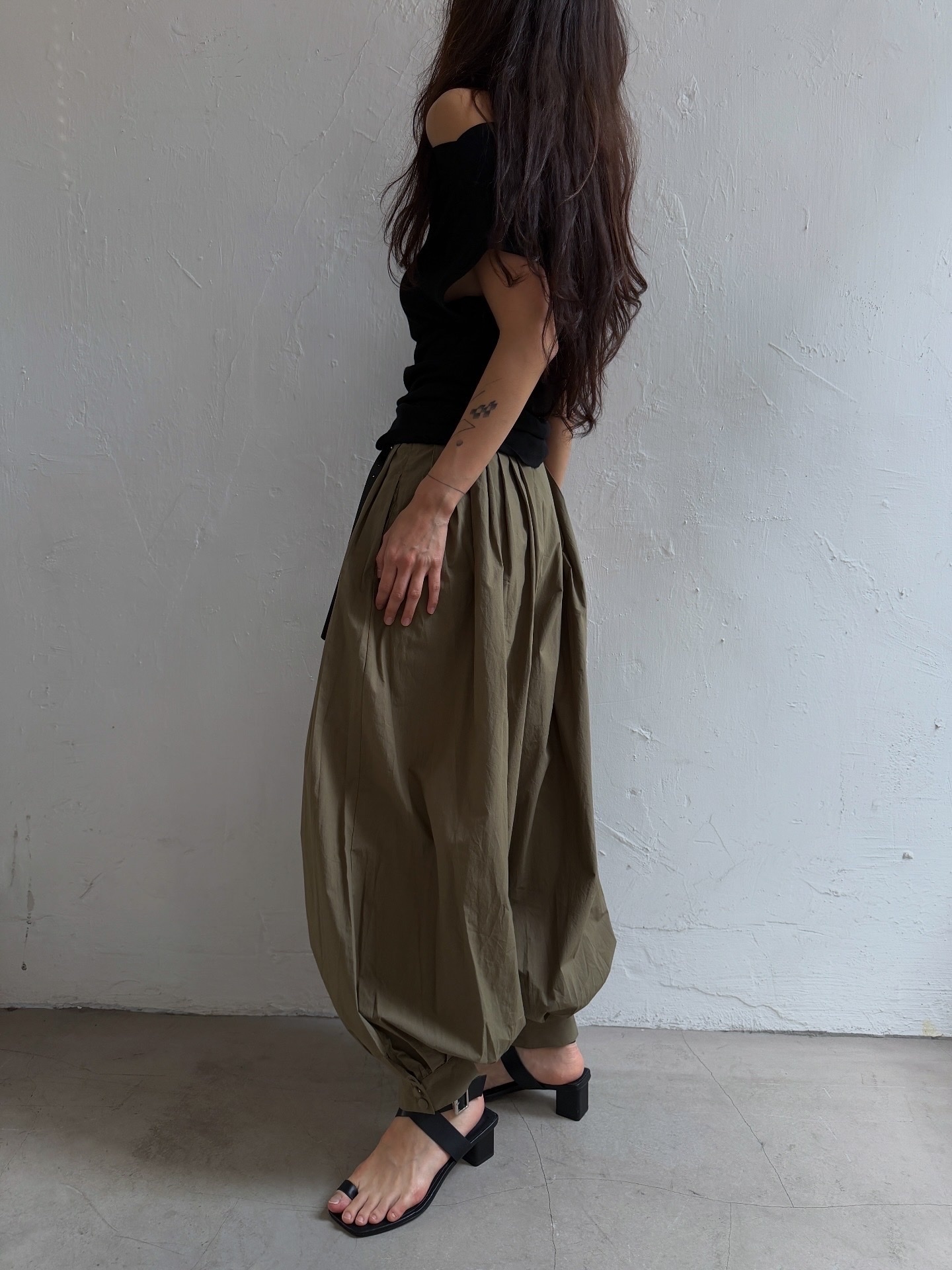Pleated Latin trousers