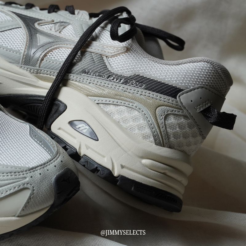 Mizuno FIYI TL V2 冷灰色 慢跑鞋 男女同款 灰白百搭透氣鞋 輕量減震通勤運動鞋 July25