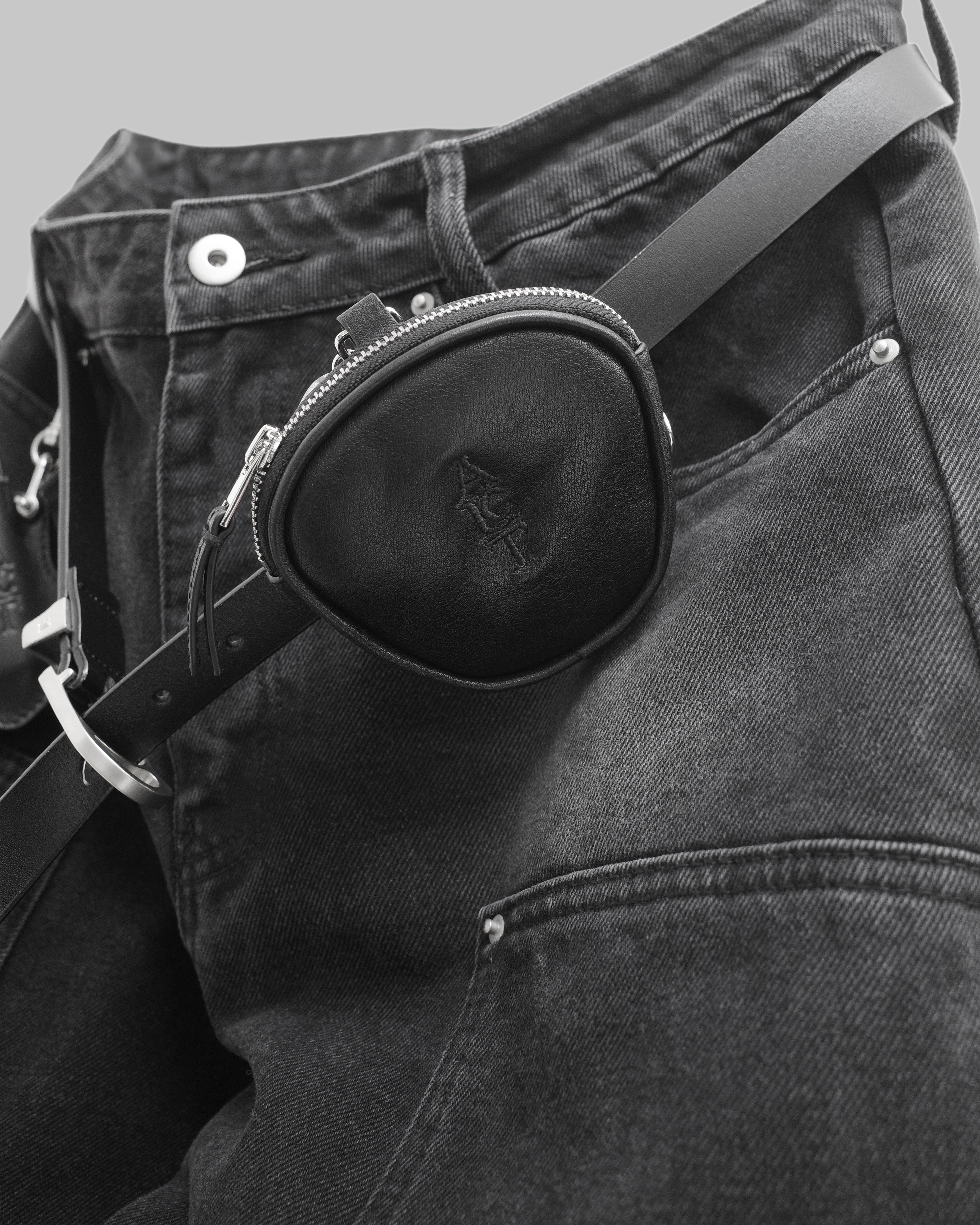 Anonymous Talking X Liam Conner｜F25-A03 - LC X AT Coin Pouch