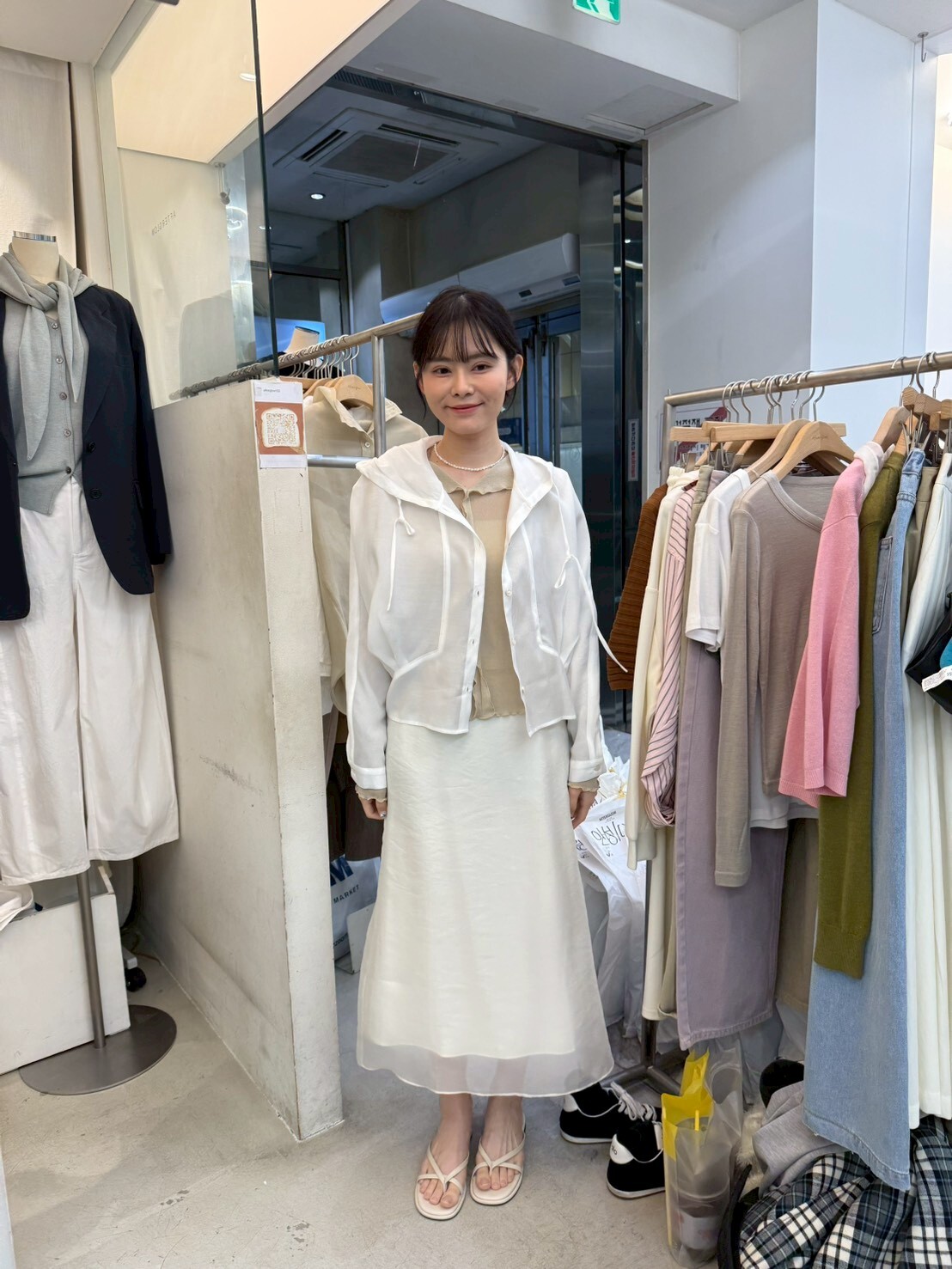 AW6066 天絲連帽抽繩防曬襯衫