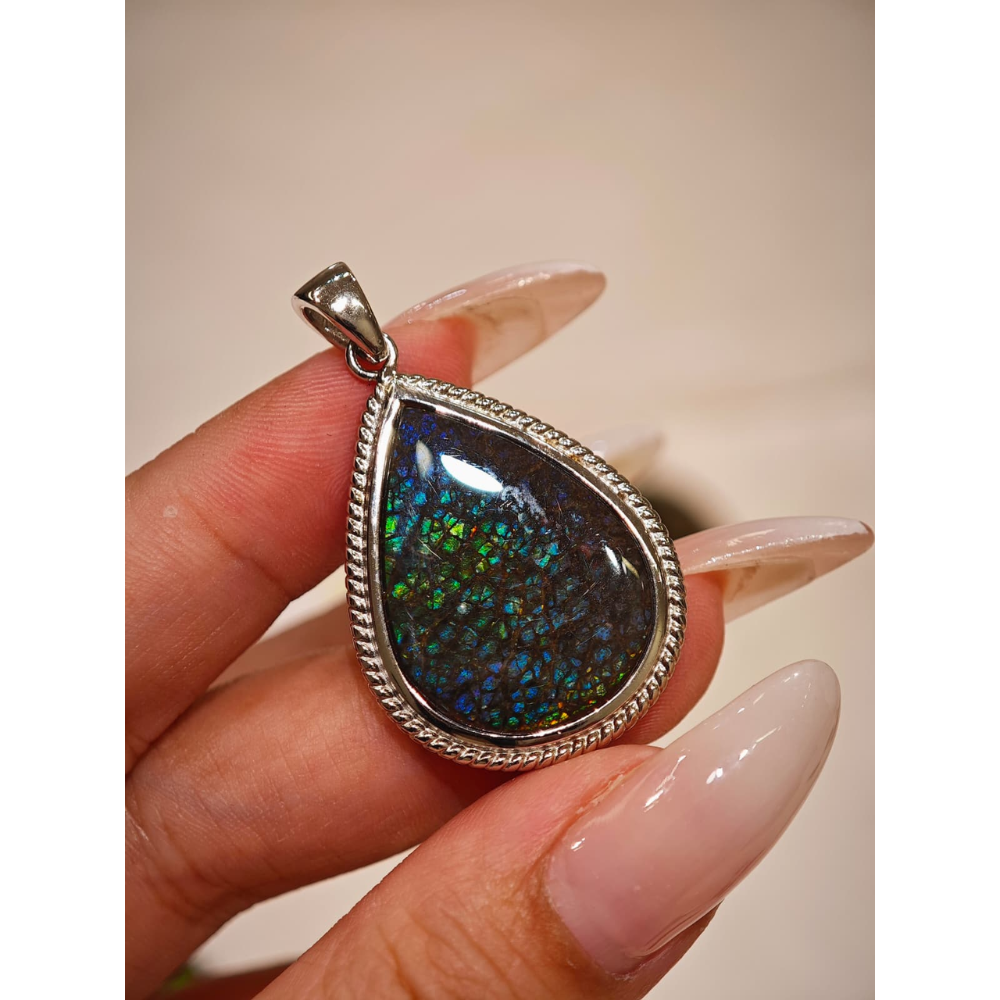 HKAG0328-027 大size吊墜款 30mm x 23mm (A27)  (鏡頭展示與實物有色差，以實物為準)