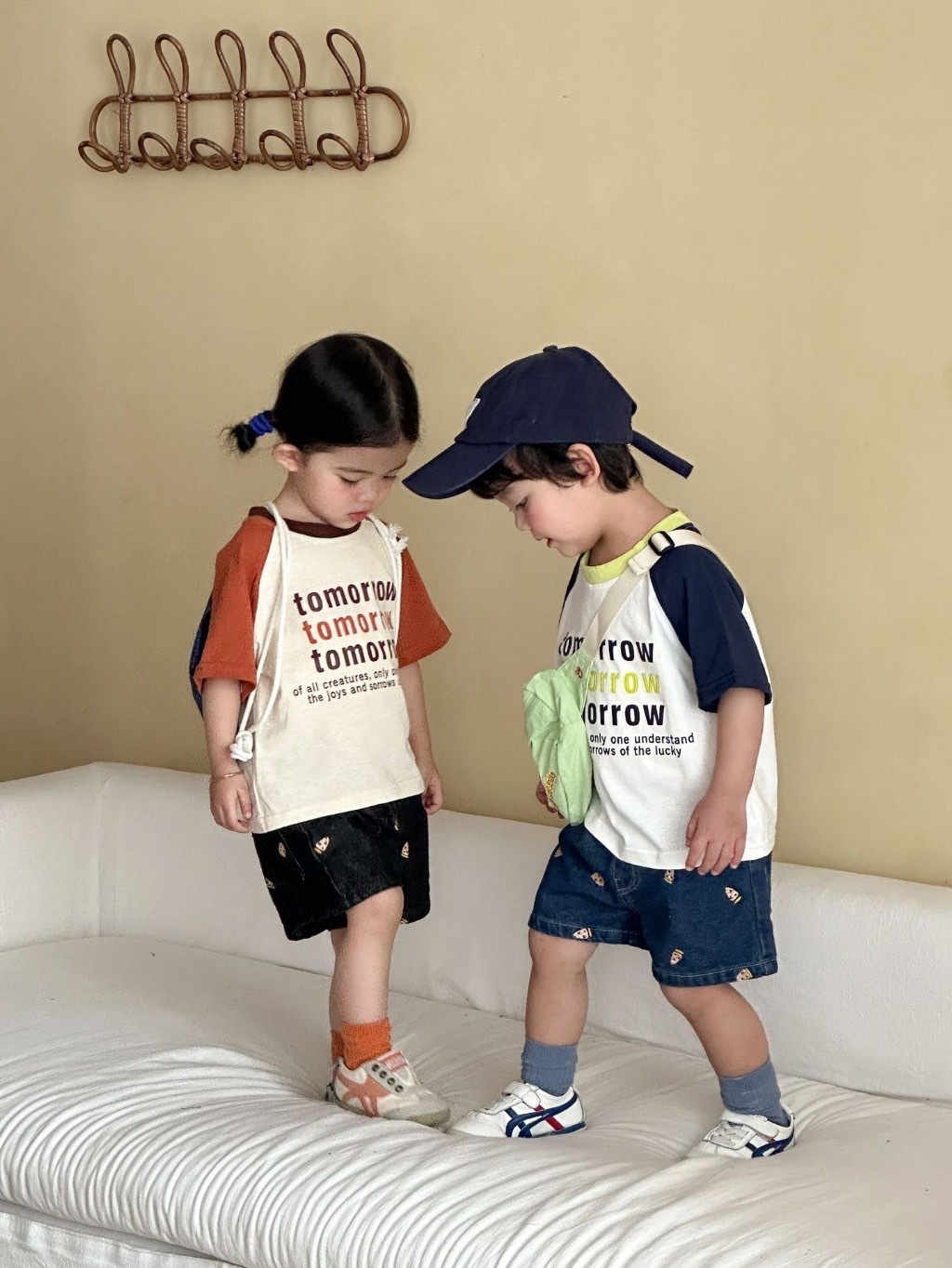 拼色袖兄弟姐妹上衣 / 2色