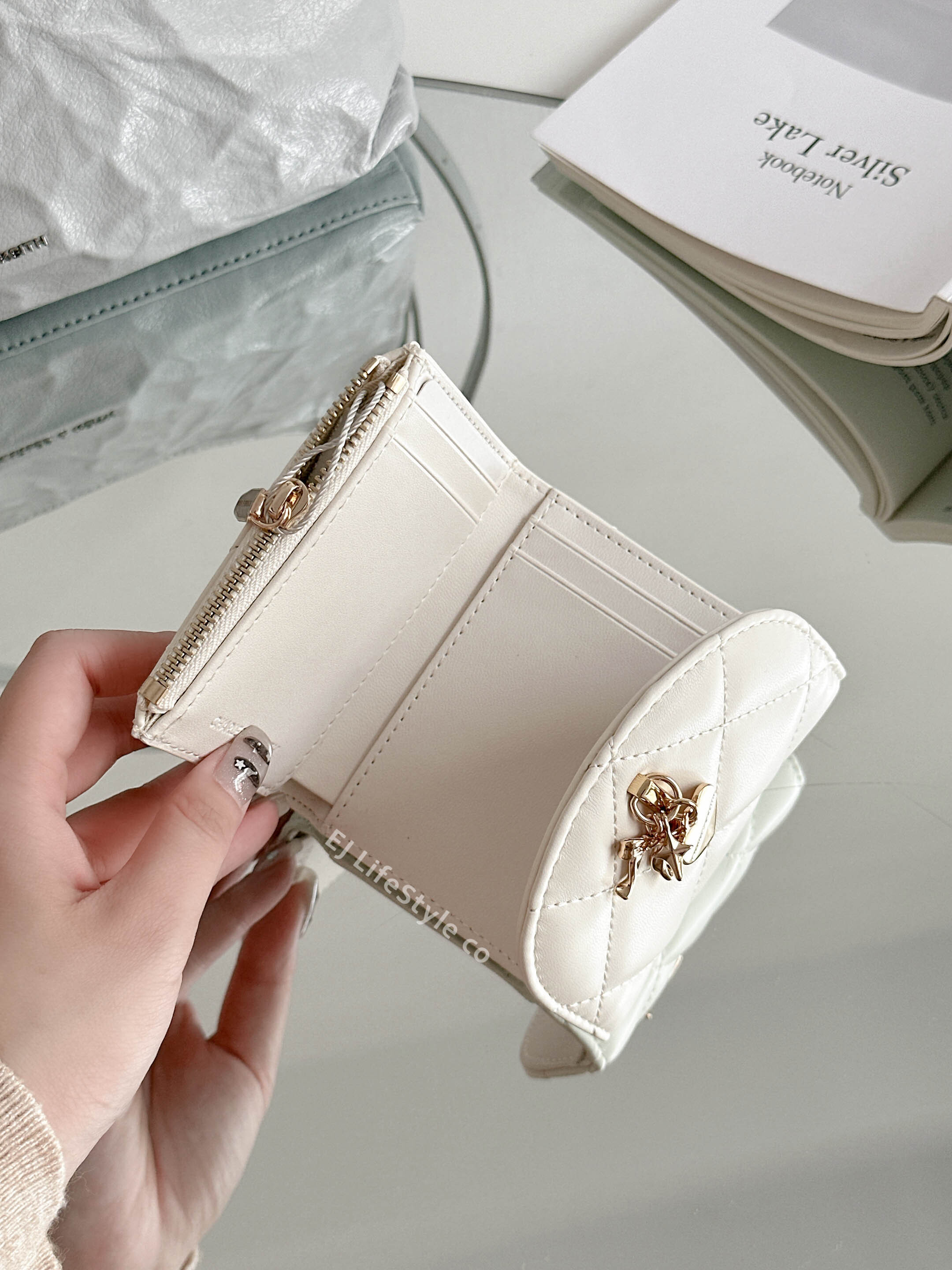 Charles & Keith 小CK Arrietty 金屬造型釦短夾 菱格紋 小香風 蝴蝶結 愛心 皮夾 錢包 卡夾 / 現+預