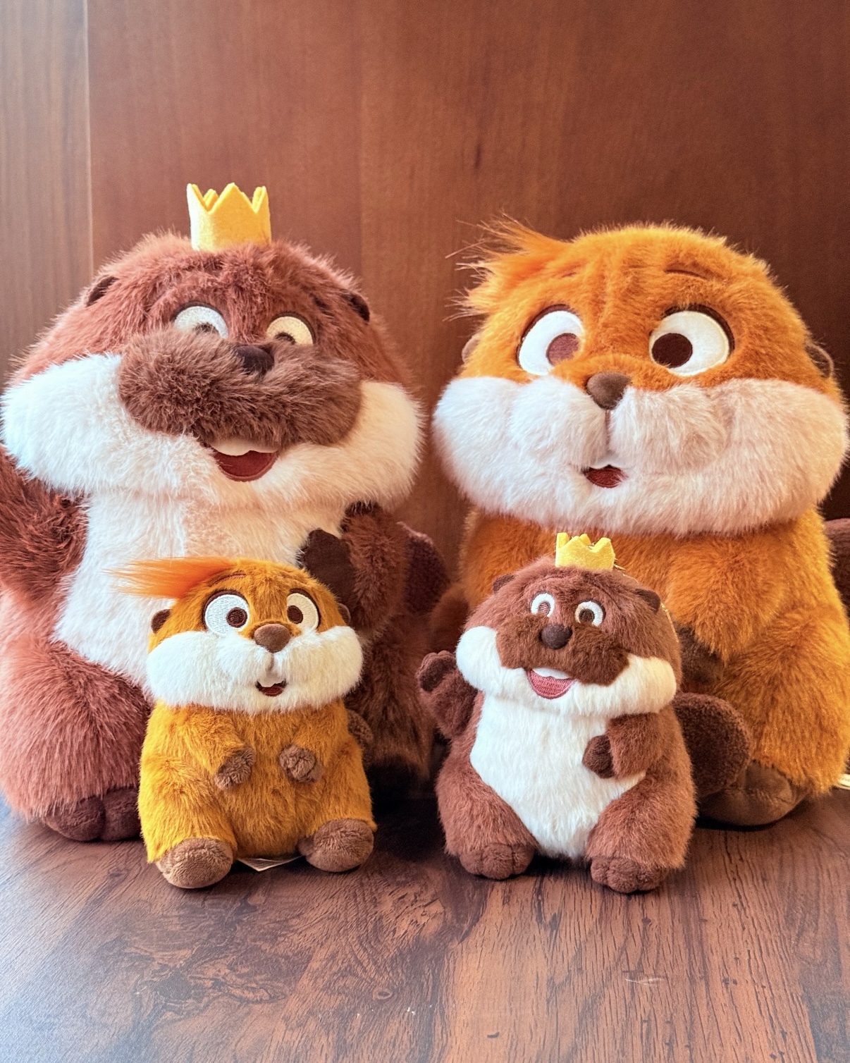 <正版授權>HOPPERS 狸想世界 毛絨公仔娃娃 吊飾 鑰匙圈 梅寶 艾倫 湯姆 河狸 蜥蜴