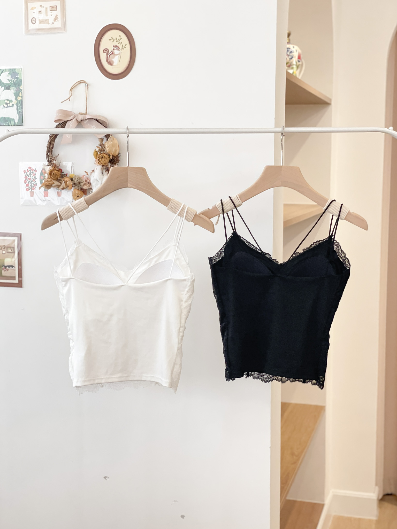 T1500 Corsetta Lace Padded Camisole