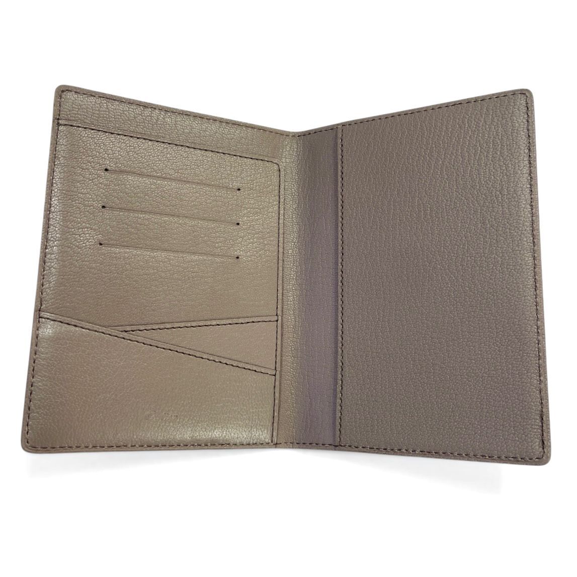 全新CARTIER PASSPROT / WALLET, 紅色拼灰色小牛皮, CRCRM00147, 卡地亞護照套,卡片套, #BRAND NEW  #香榭站正品