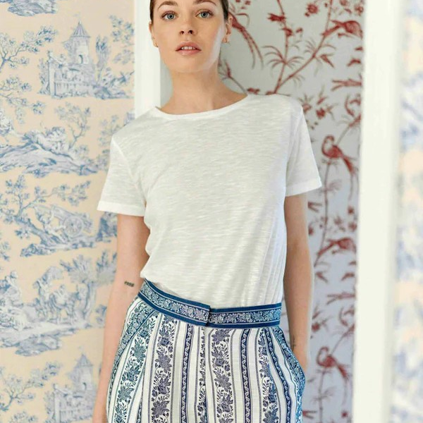 1LP0327-309 [LA PETITE ETOILE] Elva V-neck T-Shirt White #ELVA-T102421Z0A/10-BLANC (EU)