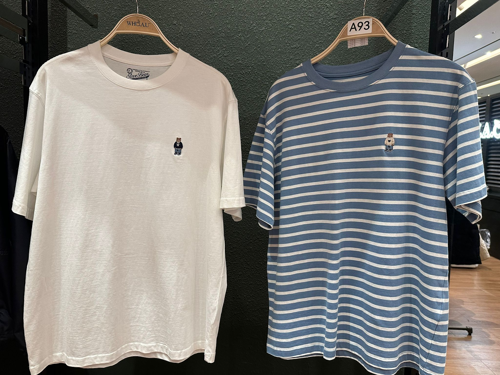 XI092 WHO A U 淨色+間條TEE2件套