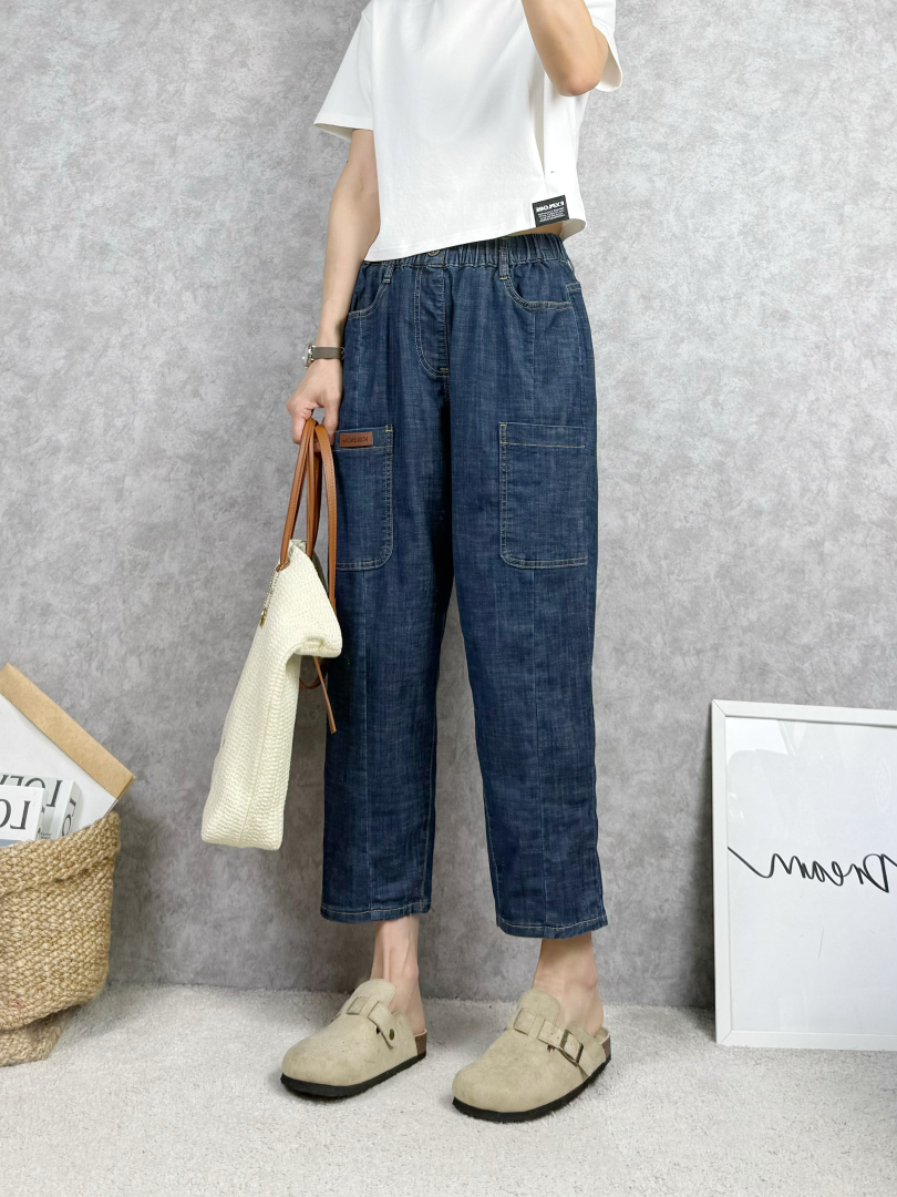 剛剛好露出腳踝，整體比例看起來更輕盈的休閒褲